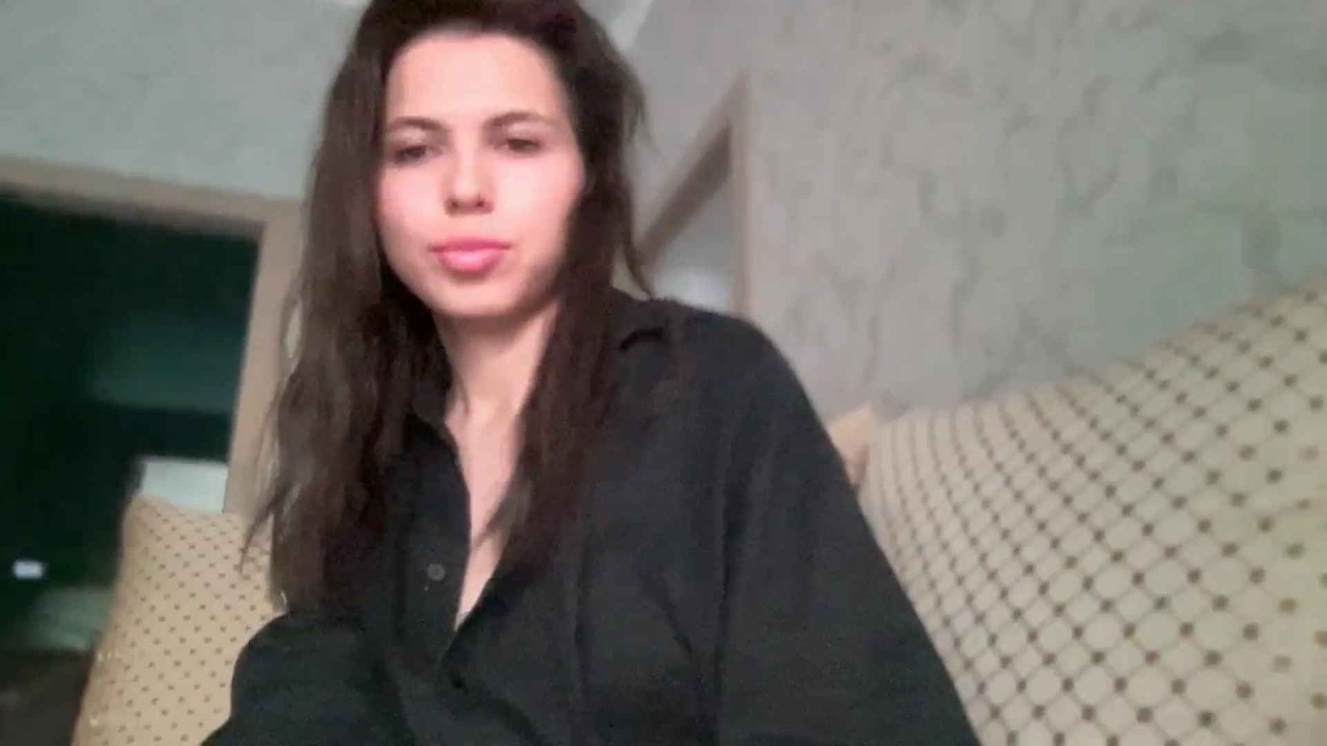 Gallery image thumbnail from YourrrAngell's myfreecams stream on, 04/10/2026, 15:54 image 6 of 20