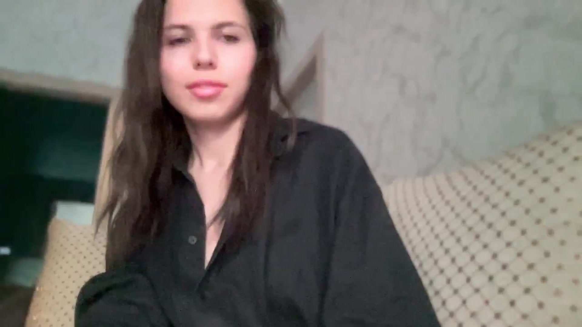 Gallery image thumbnail from YourrrAngell's myfreecams stream on, 04/10/2026, 15:54 image 5 of 20