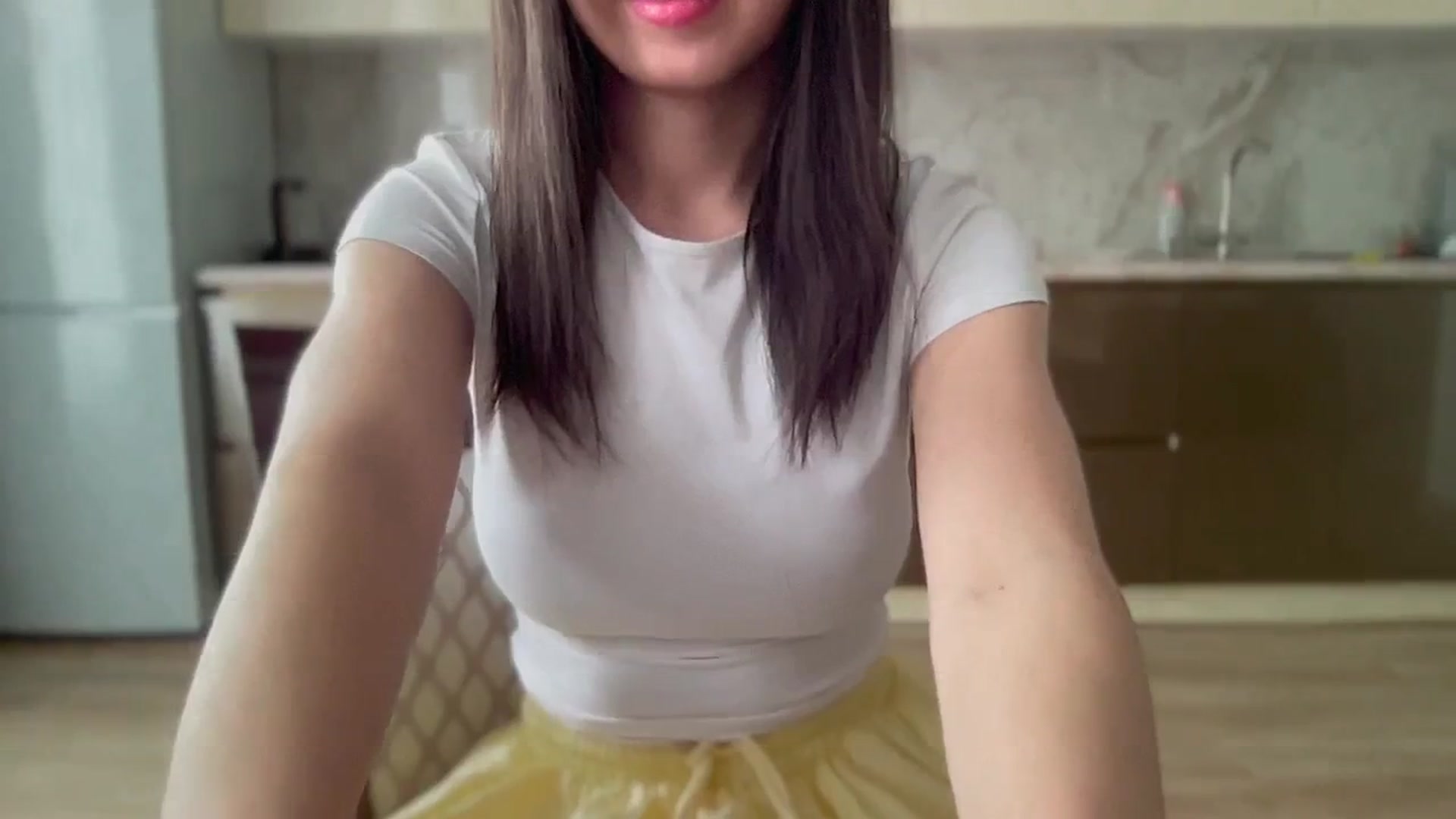 Gallery image thumbnail from YourrrAngell's myfreecams stream on, 04/12/2026, 11:34 image 15 of 20