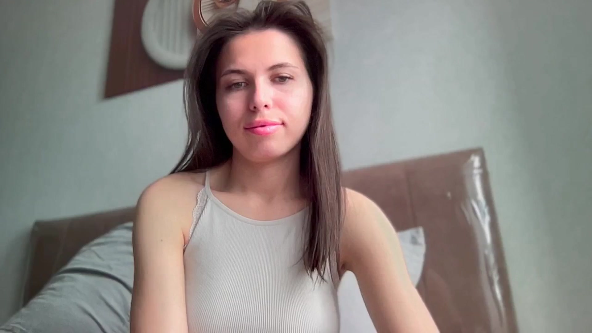 Gallery image thumbnail from YourrrAngell's myfreecams stream on, 04/15/2026, 10:24 image 2 of 20