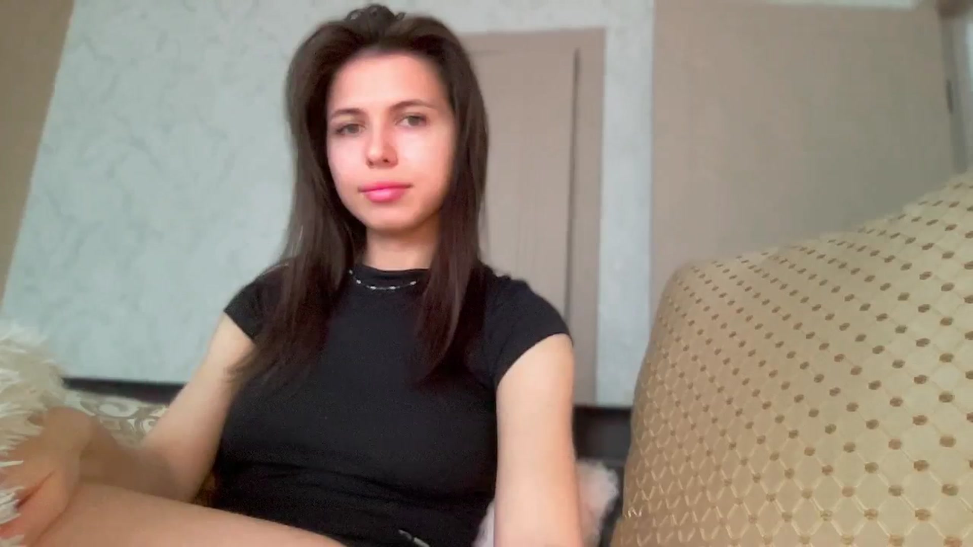 Gallery image thumbnail from YourrrAngell's myfreecams stream on, 04/19/2026, 09:39 image 3 of 20