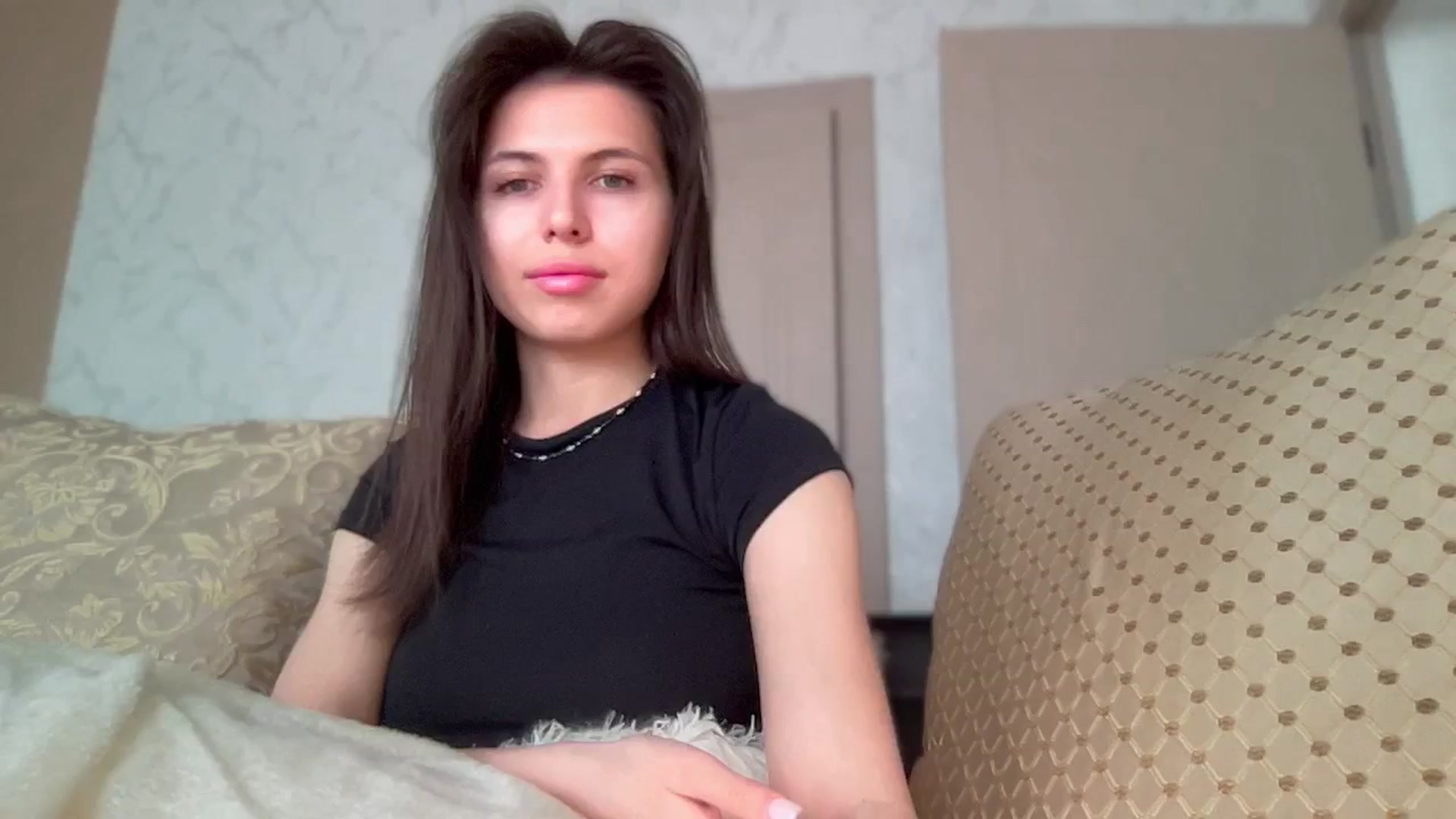 Gallery image thumbnail from YourrrAngell's myfreecams stream on, 04/19/2026, 10:42 image 10 of 20