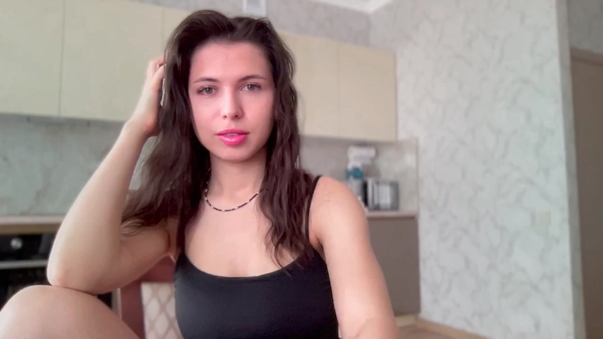 Gallery image thumbnail from YourrrAngell's myfreecams stream on, 04/25/2026, 08:52 image 17 of 20