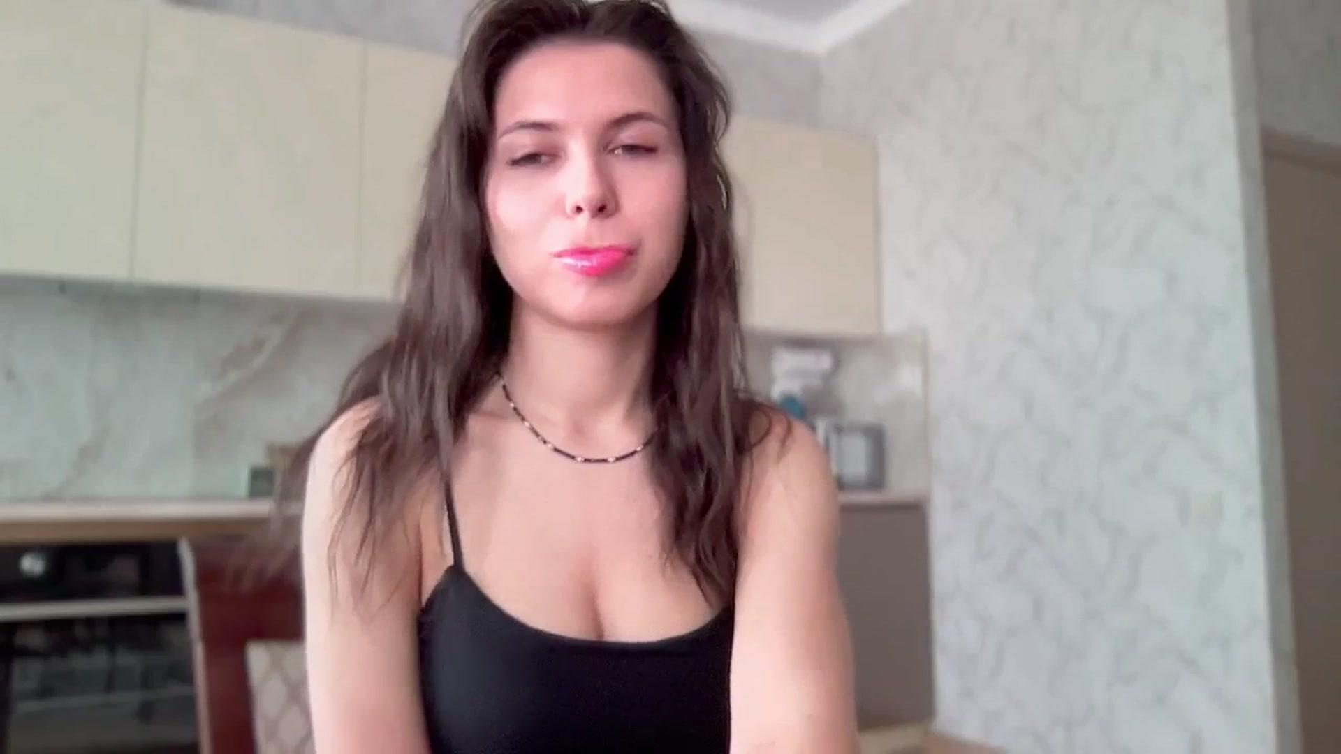 Gallery image thumbnail from YourrrAngell's myfreecams stream on, 04/25/2026, 08:52 image 11 of 20