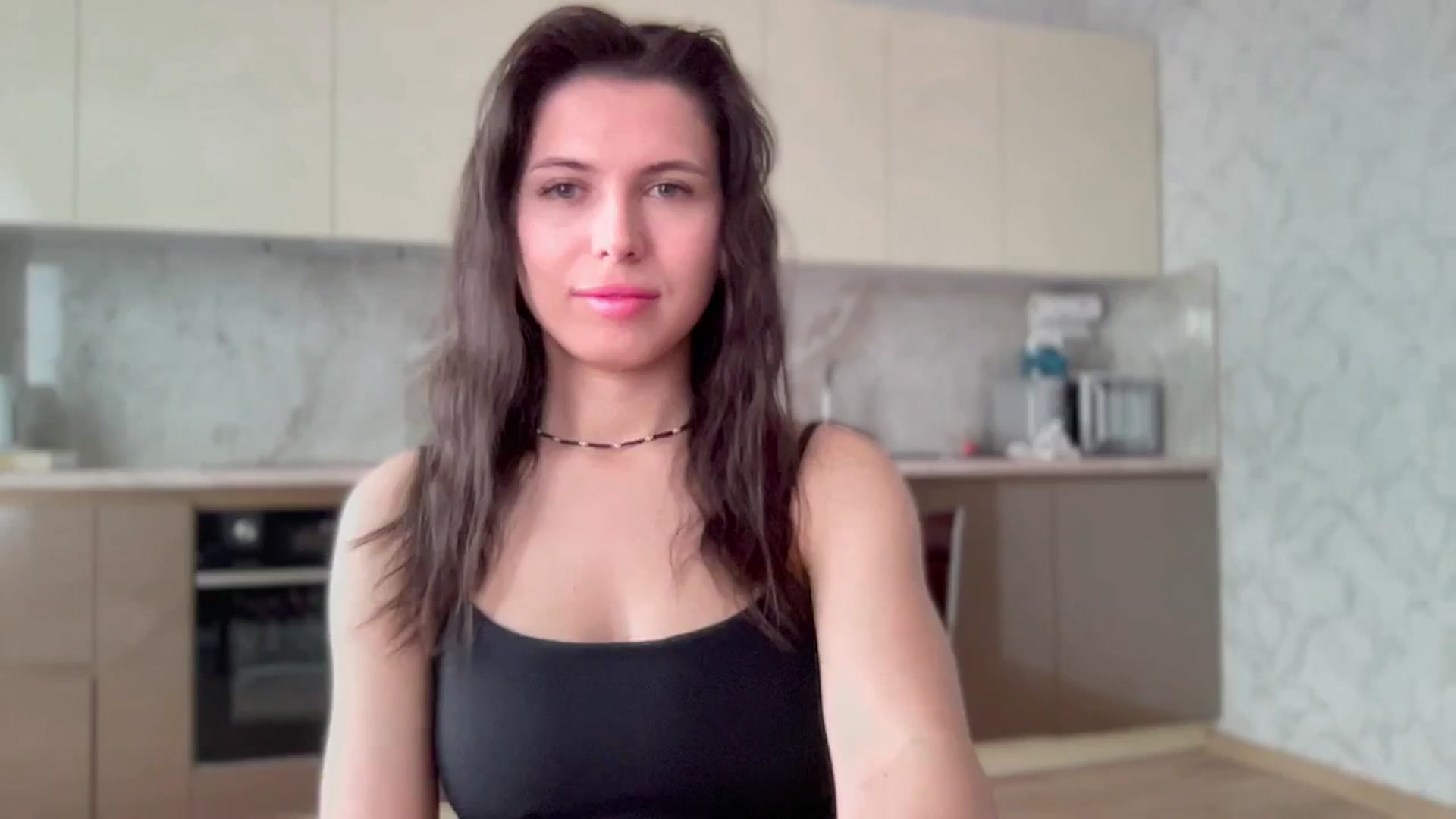 Gallery image thumbnail from YourrrAngell's myfreecams stream on, 04/25/2026, 09:56 image 9 of 20