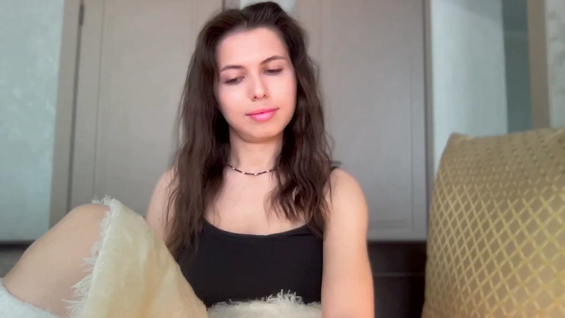 Gallery image thumbnail from YourrrAngell's myfreecams stream on, 04/25/2026, 11:21 image 18 of 20
