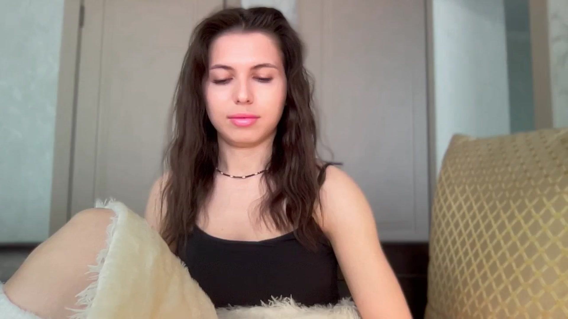 Gallery image thumbnail from YourrrAngell's myfreecams stream on, 04/25/2026, 11:21 image 19 of 20