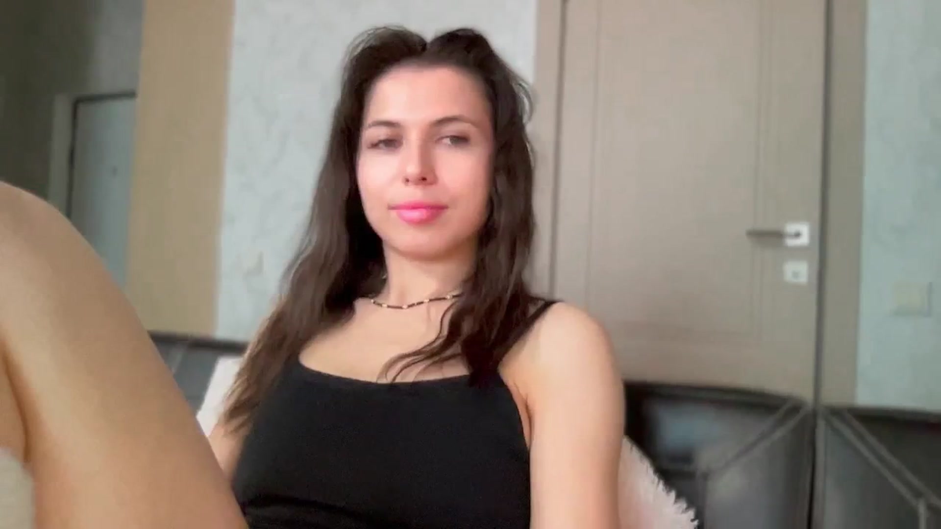 Gallery image thumbnail from YourrrAngell's myfreecams stream on, 04/25/2026, 13:21 image 8 of 20