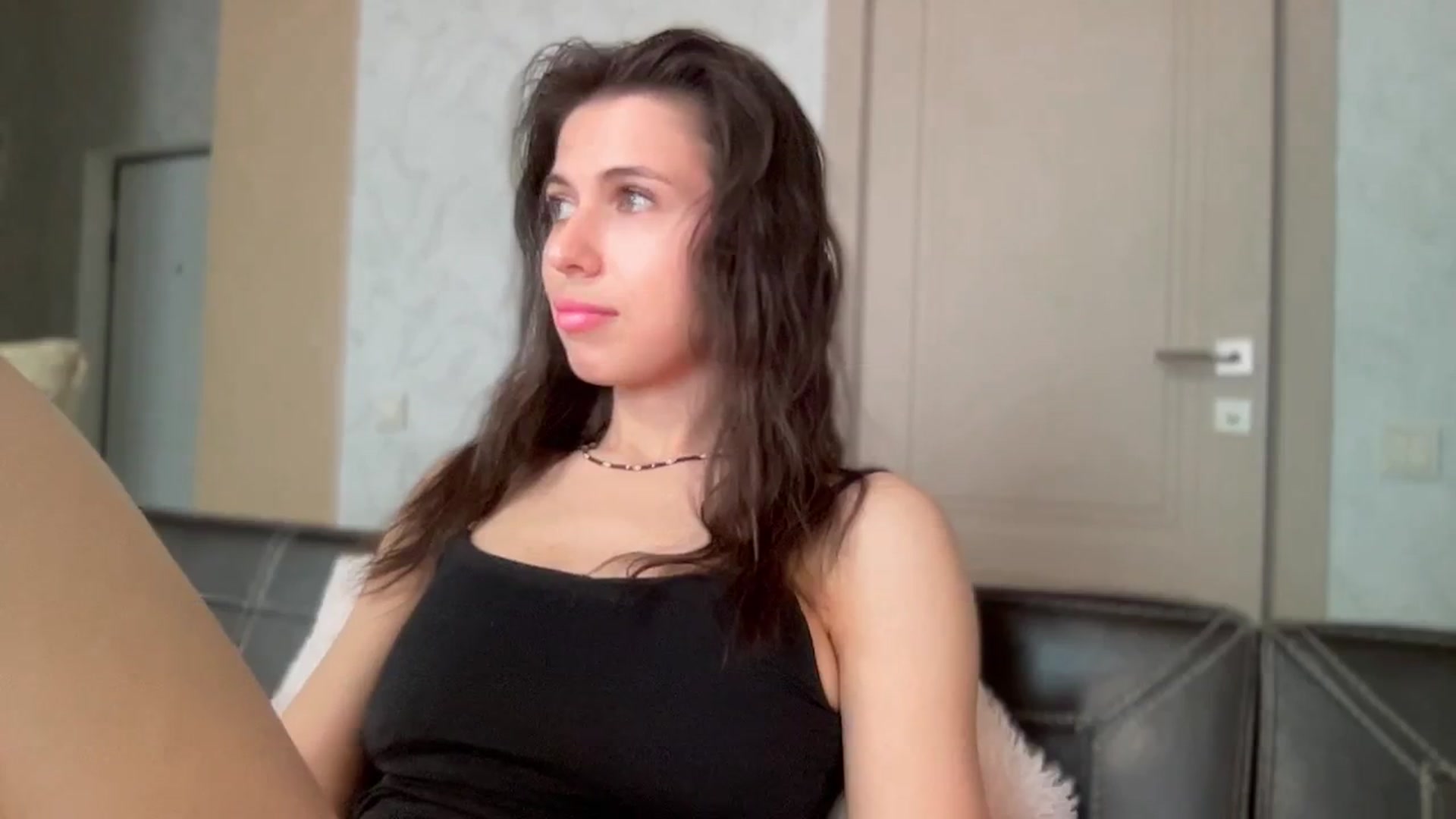 Gallery image thumbnail from YourrrAngell's myfreecams stream on, 04/25/2026, 13:21 image 7 of 20