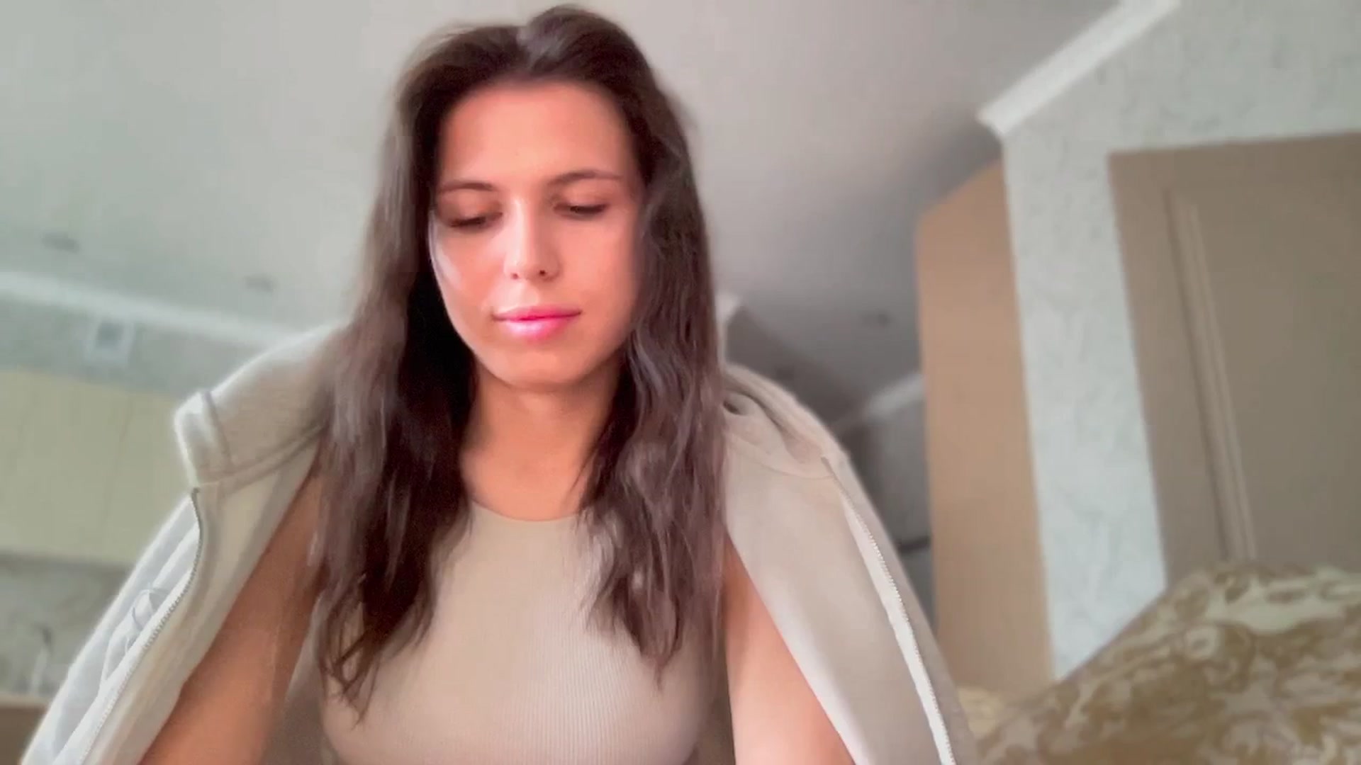 Gallery image thumbnail from YourrrAngell's myfreecams stream on, 05/02/2026, 11:17 image 13 of 20