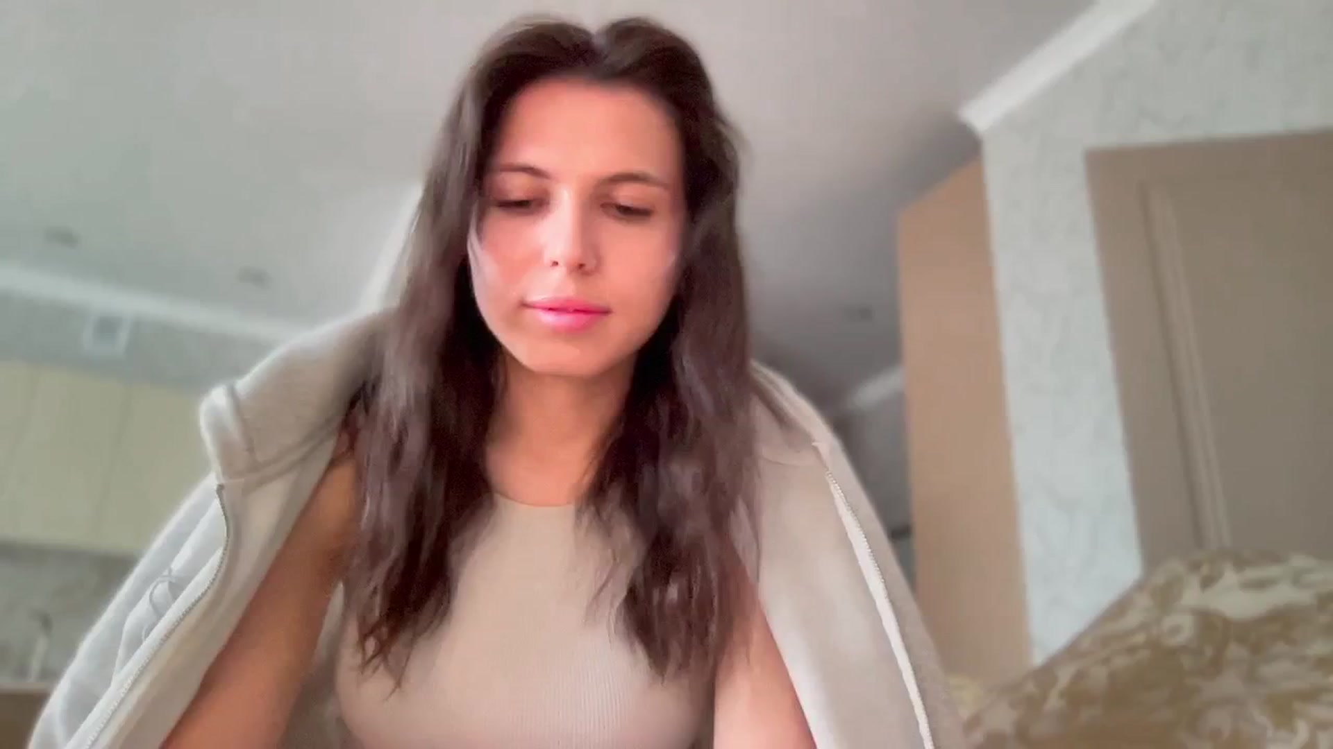 Gallery image thumbnail from YourrrAngell's myfreecams stream on, 05/02/2026, 11:17 image 6 of 20