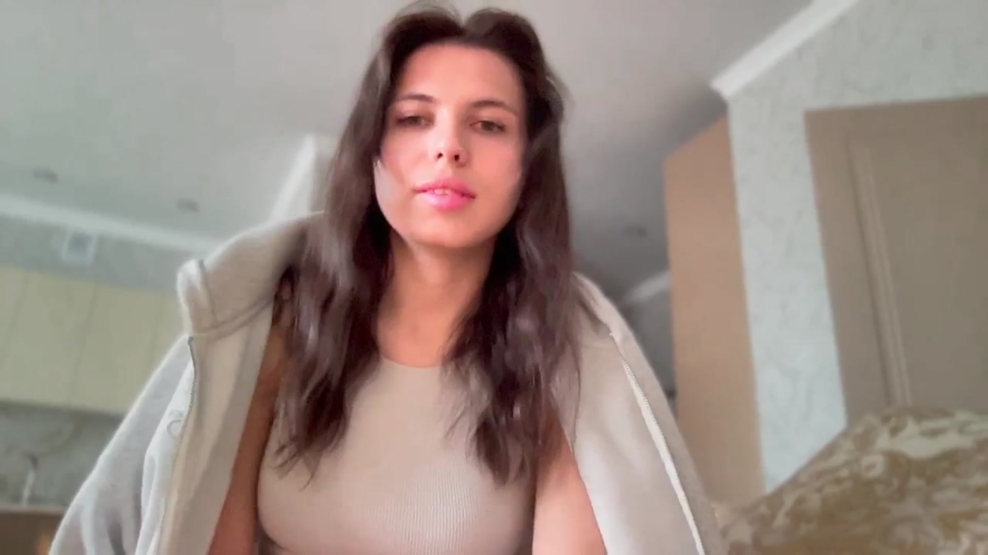 Gallery image thumbnail from YourrrAngell's myfreecams stream on, 05/02/2026, 11:17 image 5 of 20