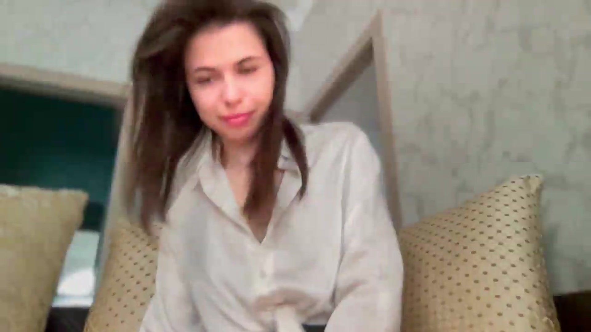 Gallery image thumbnail from YourrrAngell's myfreecams stream on, 05/13/2026, 10:58 image 10 of 20