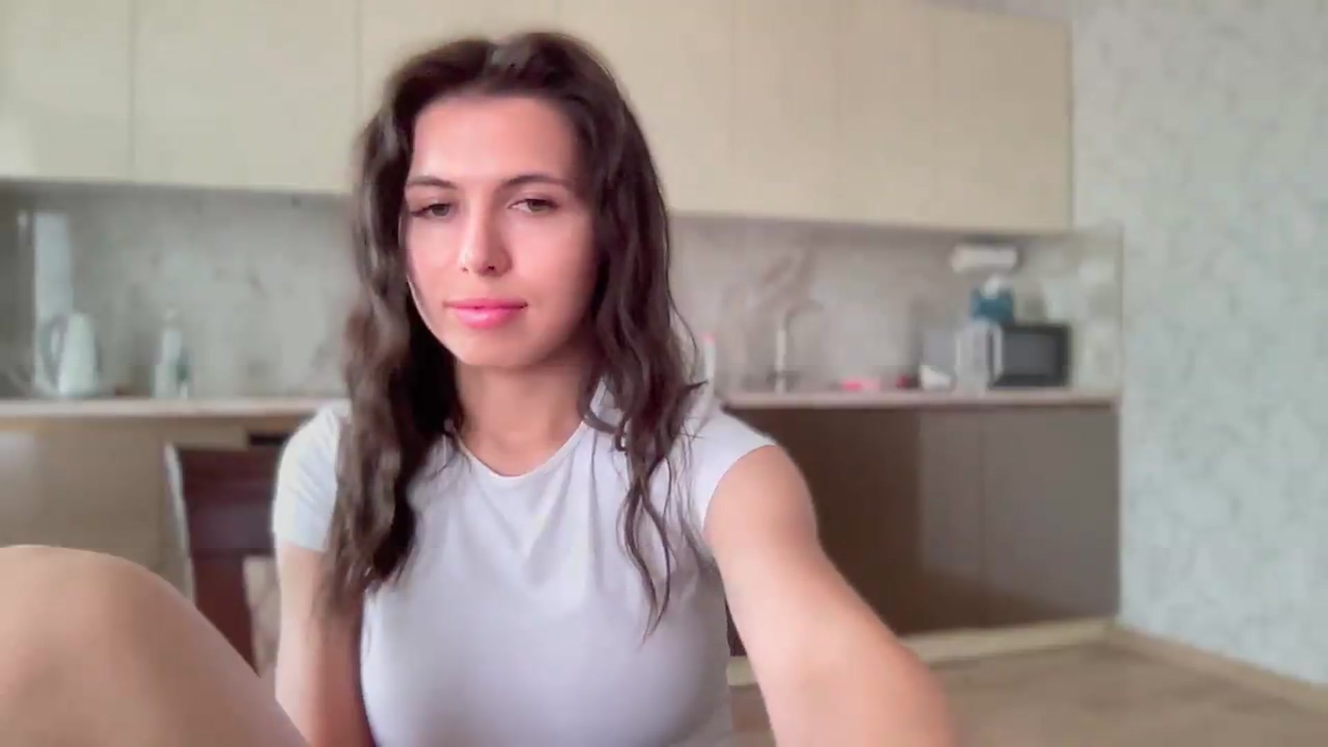 Gallery image thumbnail from YourrrAngell's myfreecams stream on, 05/16/2026, 10:31 image 19 of 20