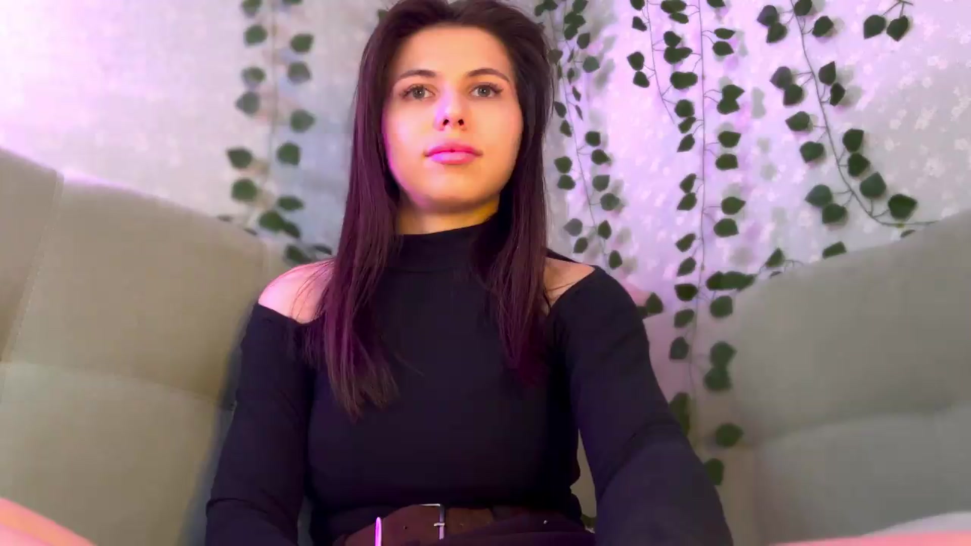 Gallery image thumbnail from YourrrAngell's myfreecams stream on, 05/17/2026, 12:43 image 1 of 20