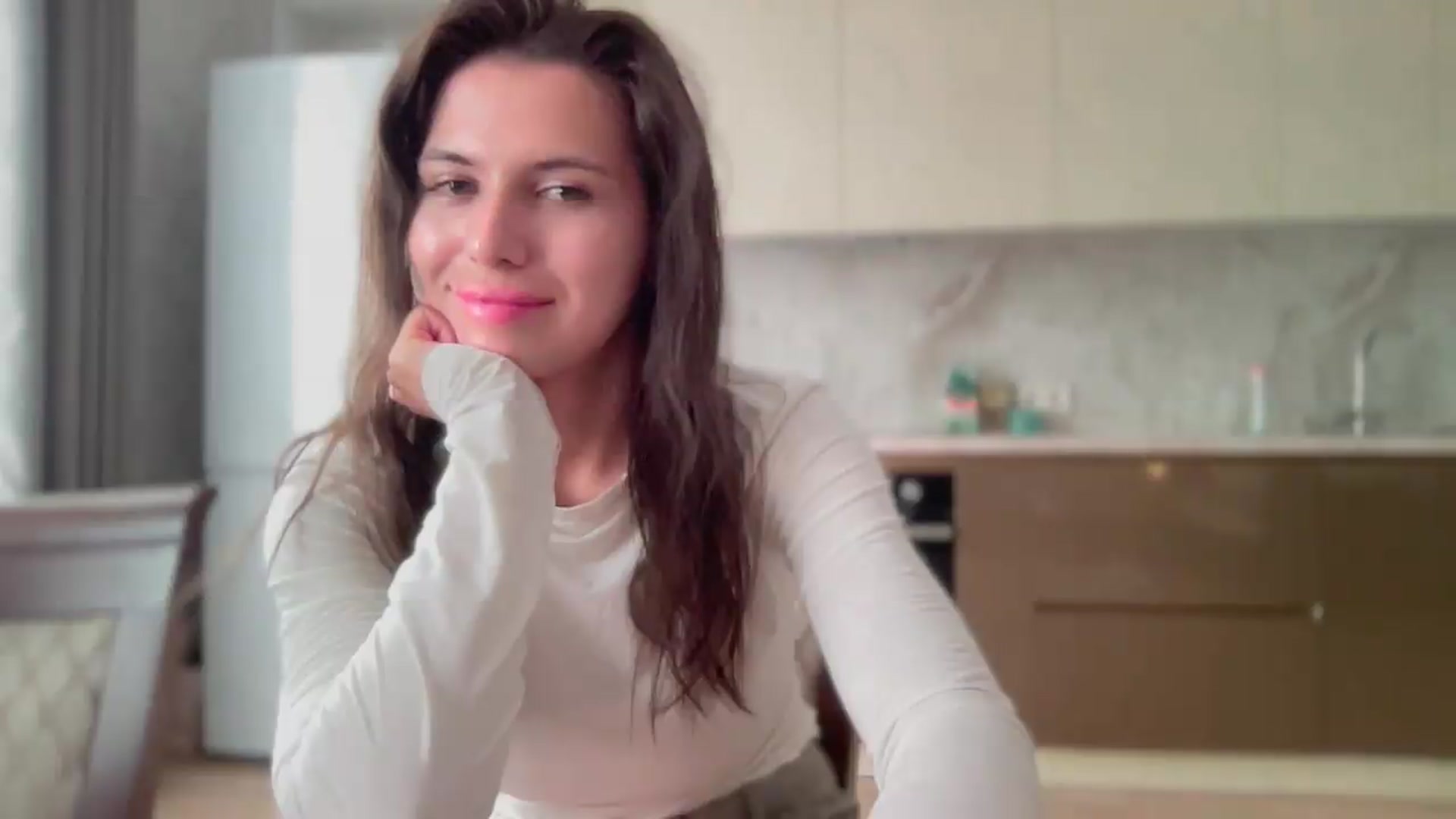 Gallery image thumbnail from YourrrAngell's myfreecams stream on, 05/24/2026, 13:13 image 16 of 20