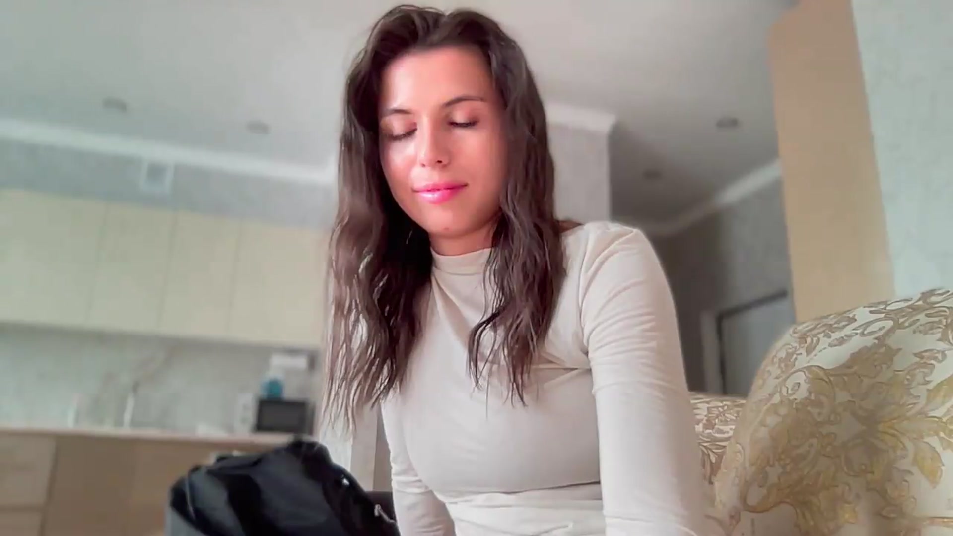 Gallery image thumbnail from YourrrAngell's myfreecams stream on, 05/24/2026, 14:32 image 18 of 20