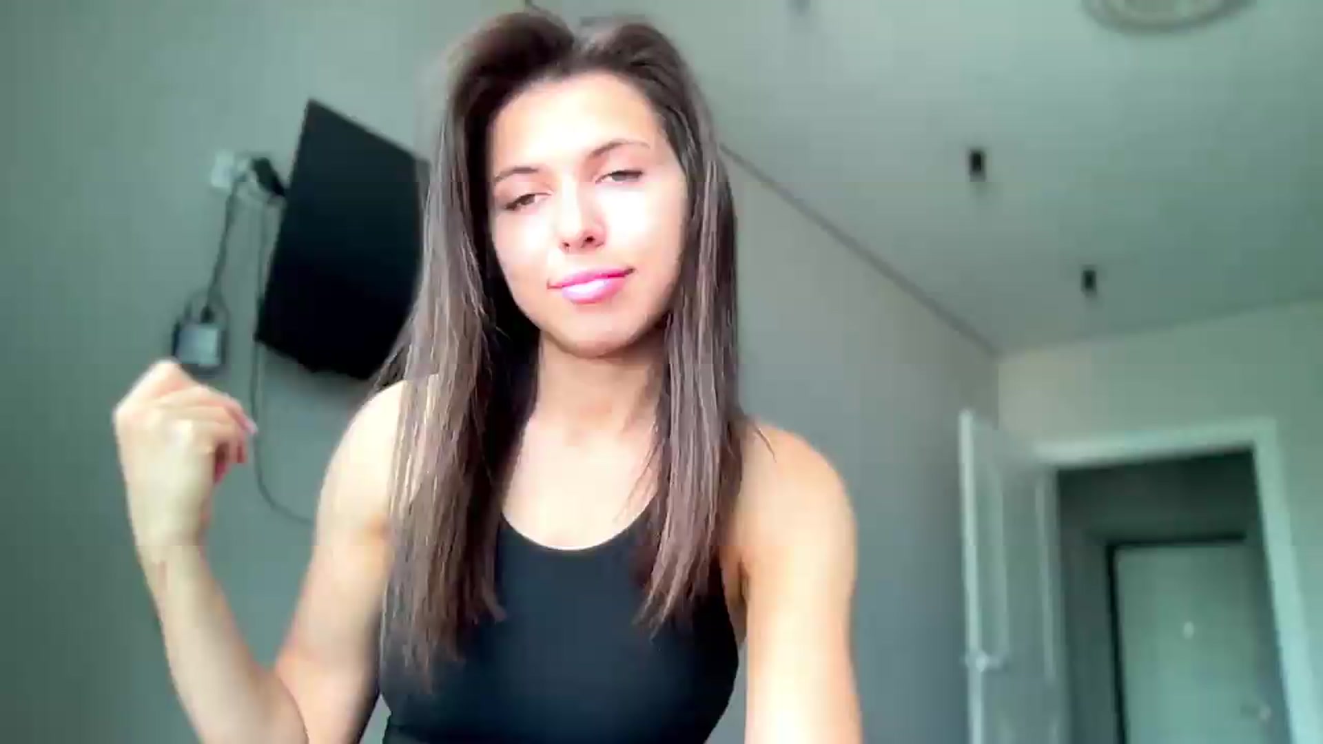 Gallery image thumbnail from YourrrAngell's myfreecams stream on, 05/27/2026, 09:06 image 14 of 20