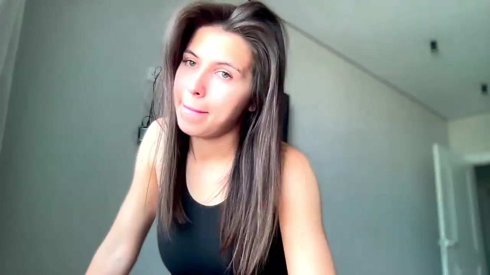 Gallery image thumbnail from YourrrAngell's myfreecams stream on, 05/27/2026, 09:06 image 20 of 20