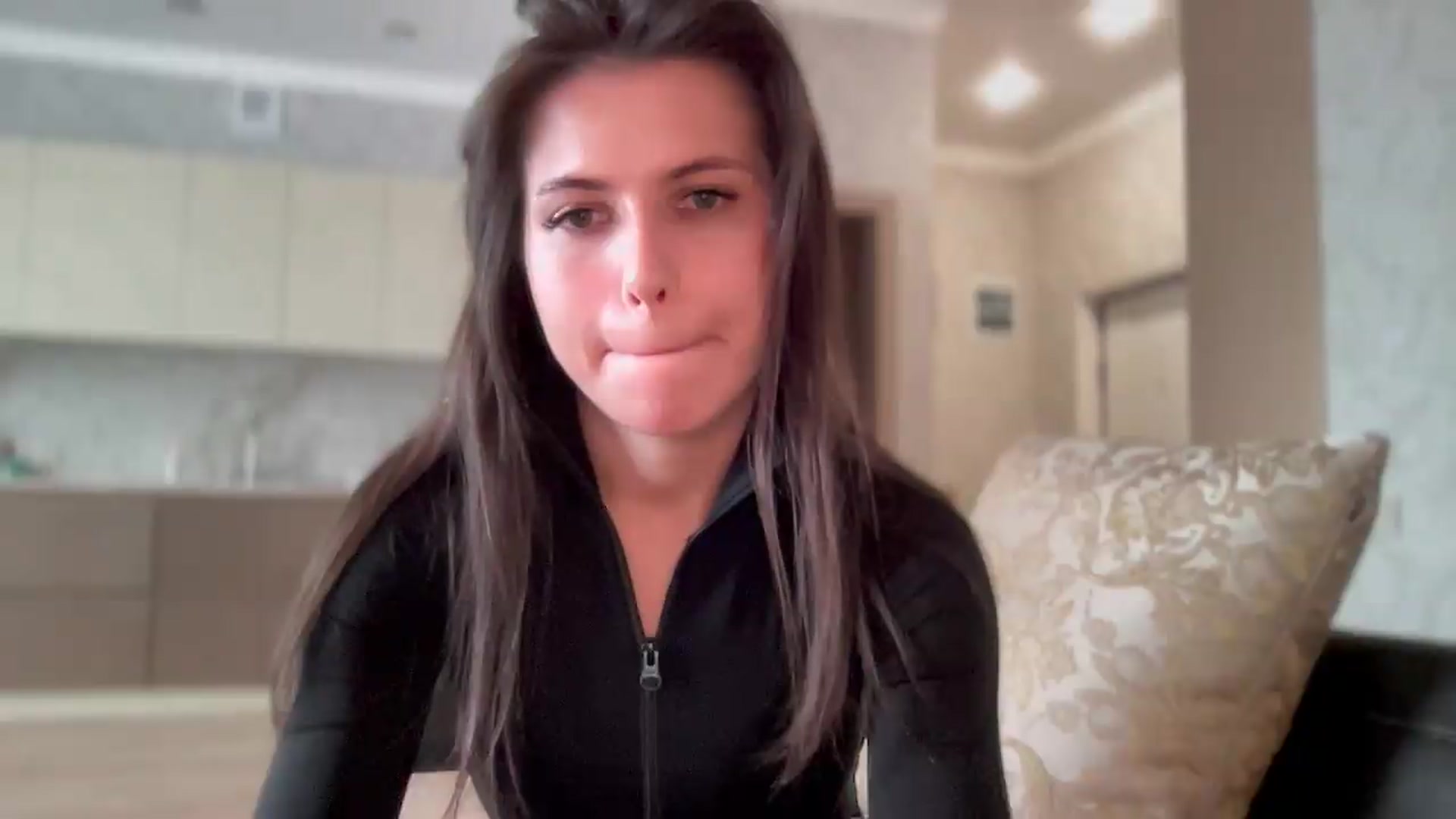 Gallery image thumbnail from YourrrAngell's myfreecams stream on, 05/29/2026, 10:06 image 10 of 20