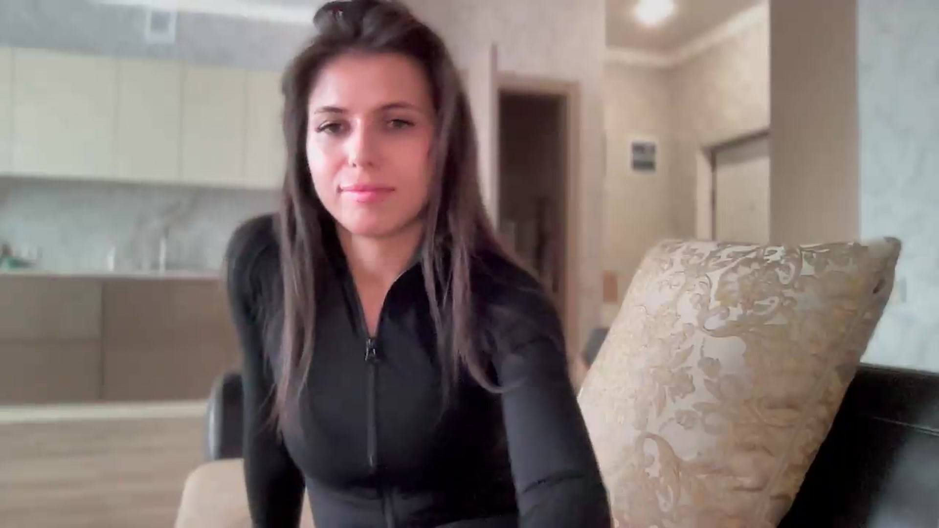 Gallery image thumbnail from YourrrAngell's myfreecams stream on, 05/29/2026, 10:06 image 5 of 20