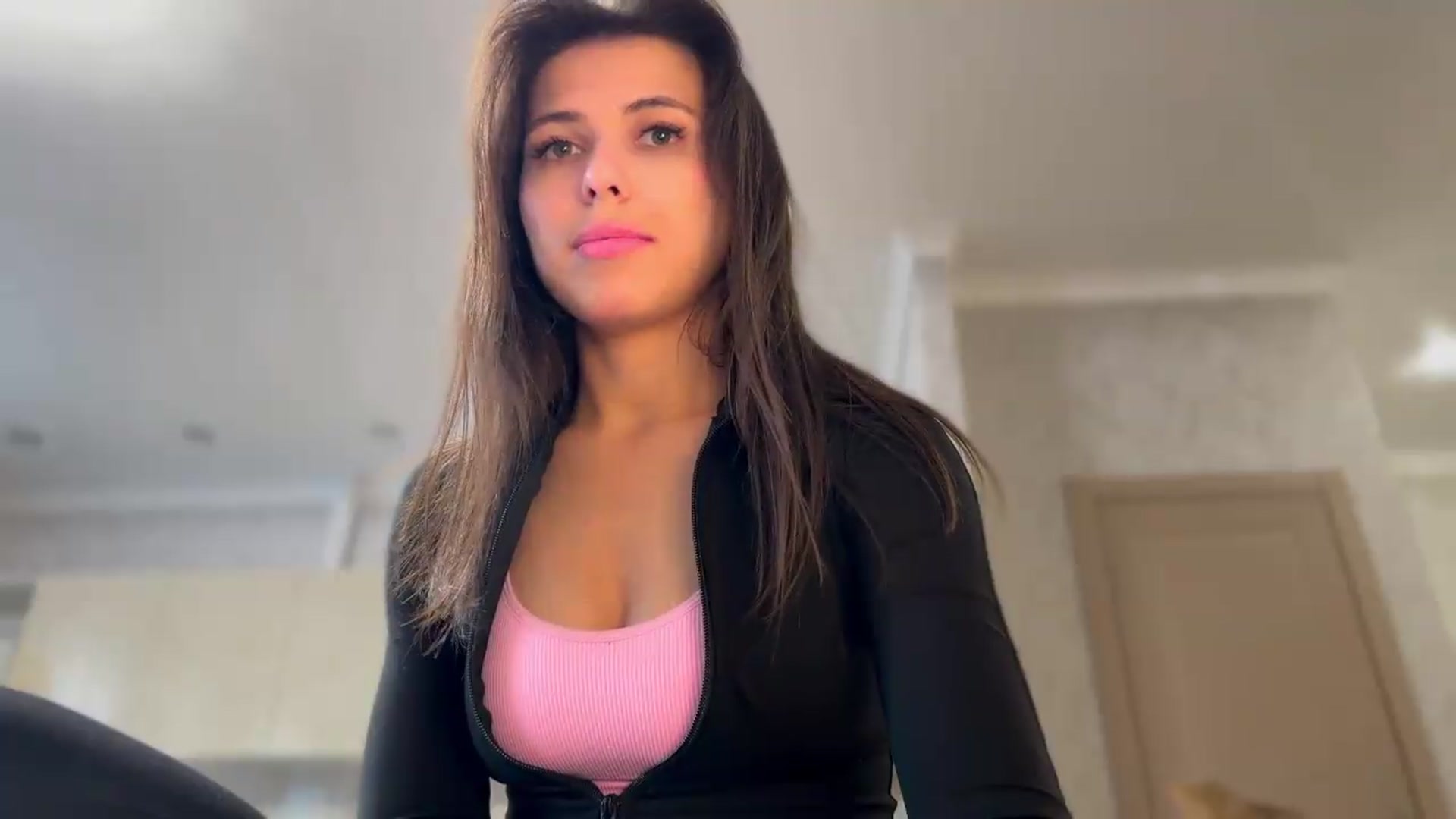 Gallery image thumbnail from YourrrAngell's myfreecams stream on, 05/29/2026, 17:11 image 6 of 20