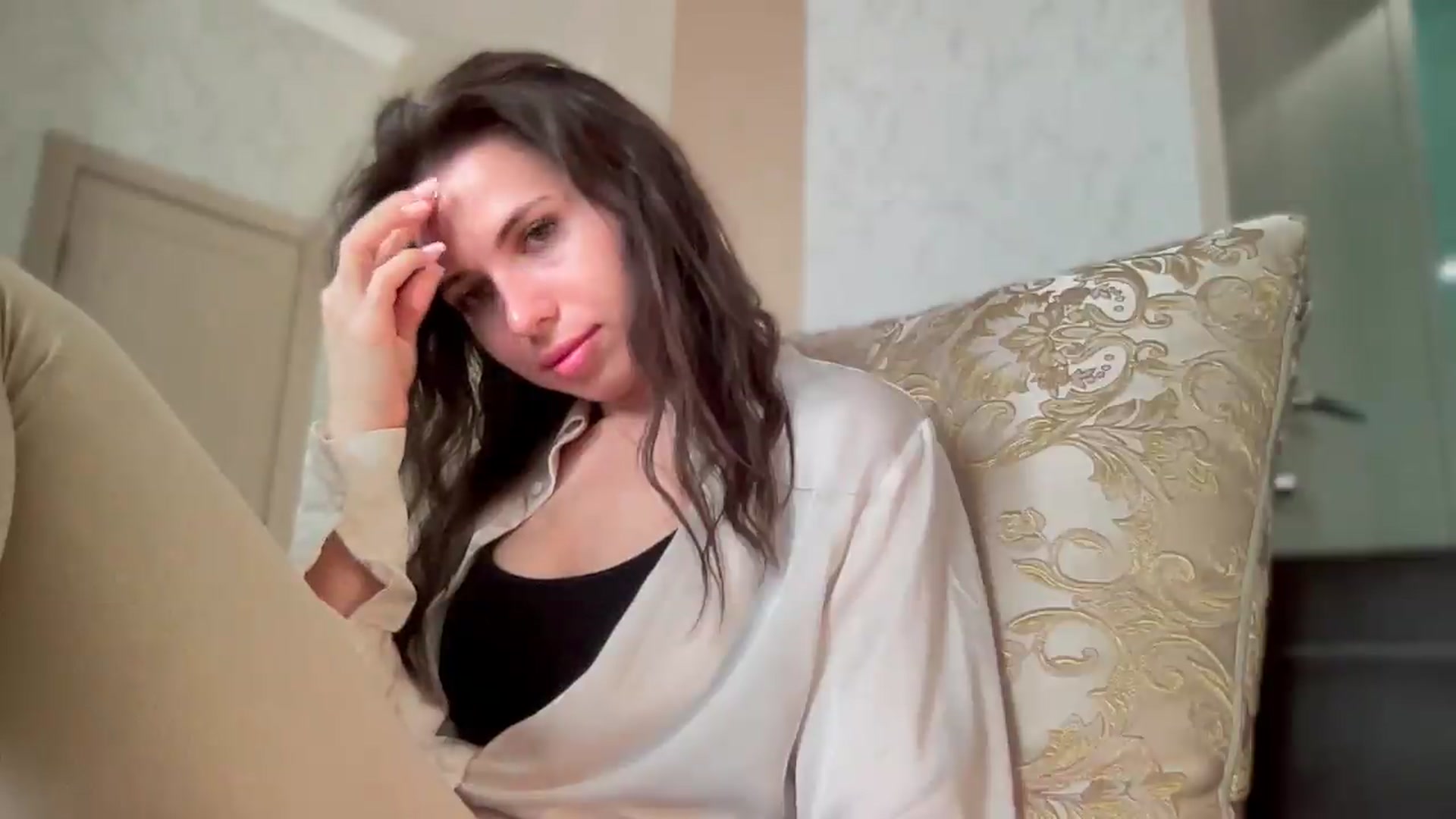 Gallery image thumbnail from YourrrAngell's myfreecams stream on, 05/30/2026, 10:52 image 19 of 20