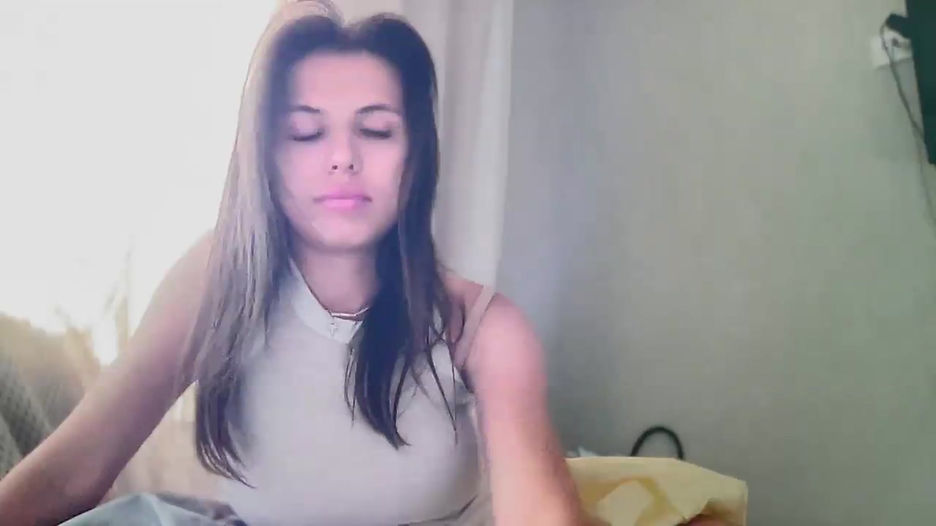 Gallery image thumbnail from YourrrAngell's myfreecams stream on, 06/14/2026, 14:40 image 4 of 20