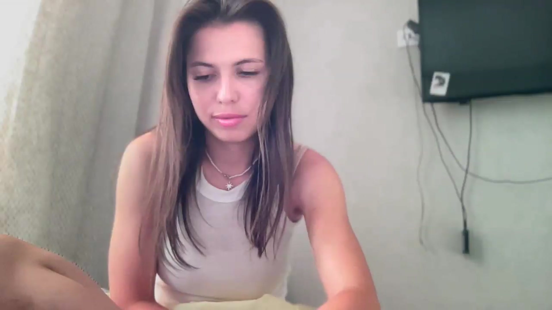 Gallery image thumbnail from YourrrAngell's myfreecams stream on, 06/14/2026, 14:40 image 12 of 20