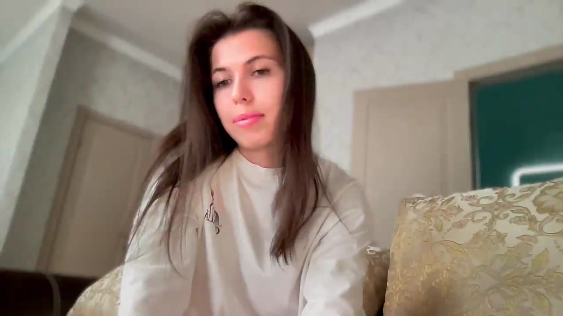Gallery image thumbnail from YourrrAngell's myfreecams stream on, 06/15/2026, 15:01 image 9 of 20