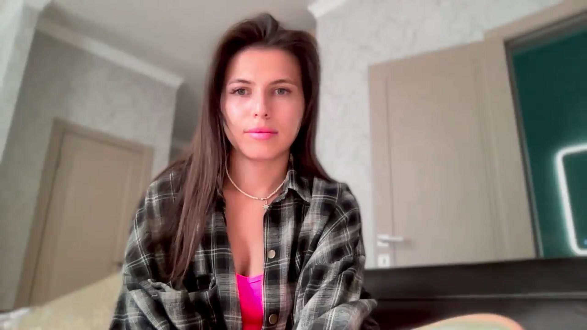 Gallery image thumbnail from YourrrAngell's myfreecams stream on, 06/20/2026, 15:04 image 9 of 20