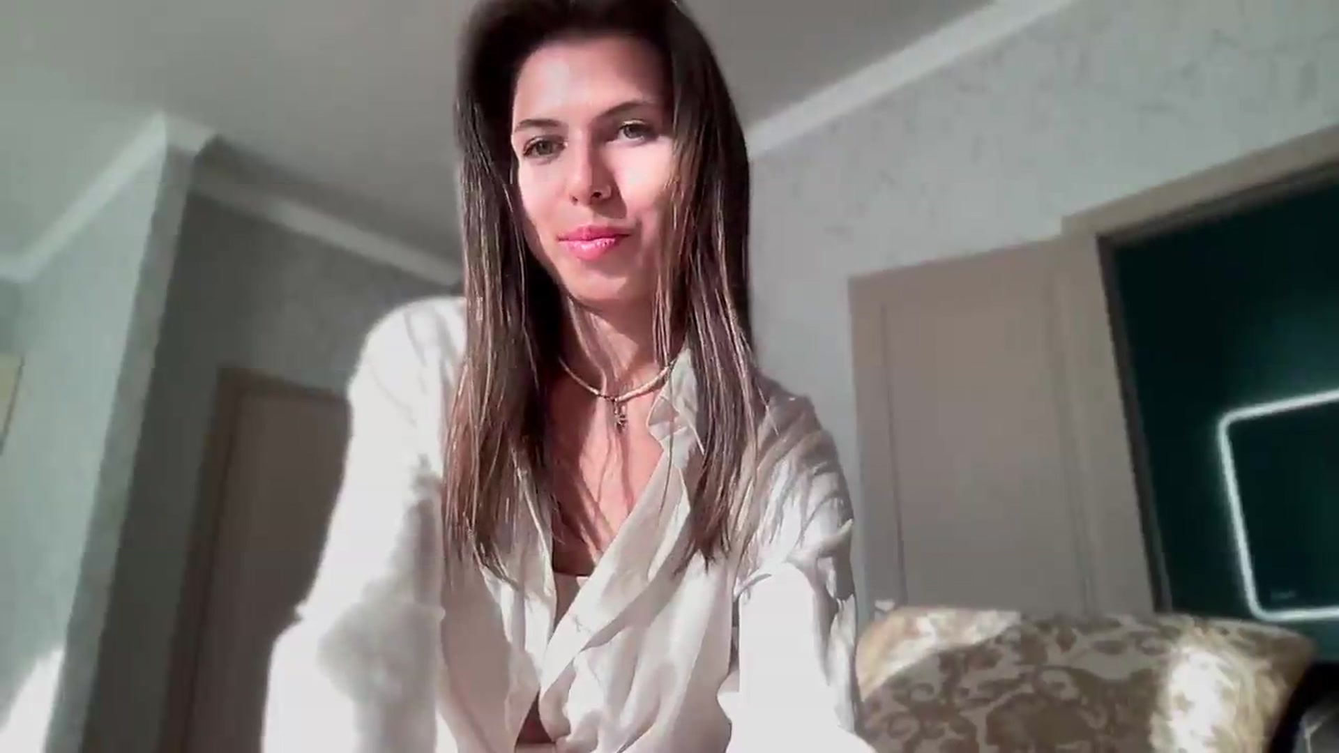 Gallery image thumbnail from YourrrAngell's myfreecams stream on, 06/26/2026, 15:10 image 19 of 20