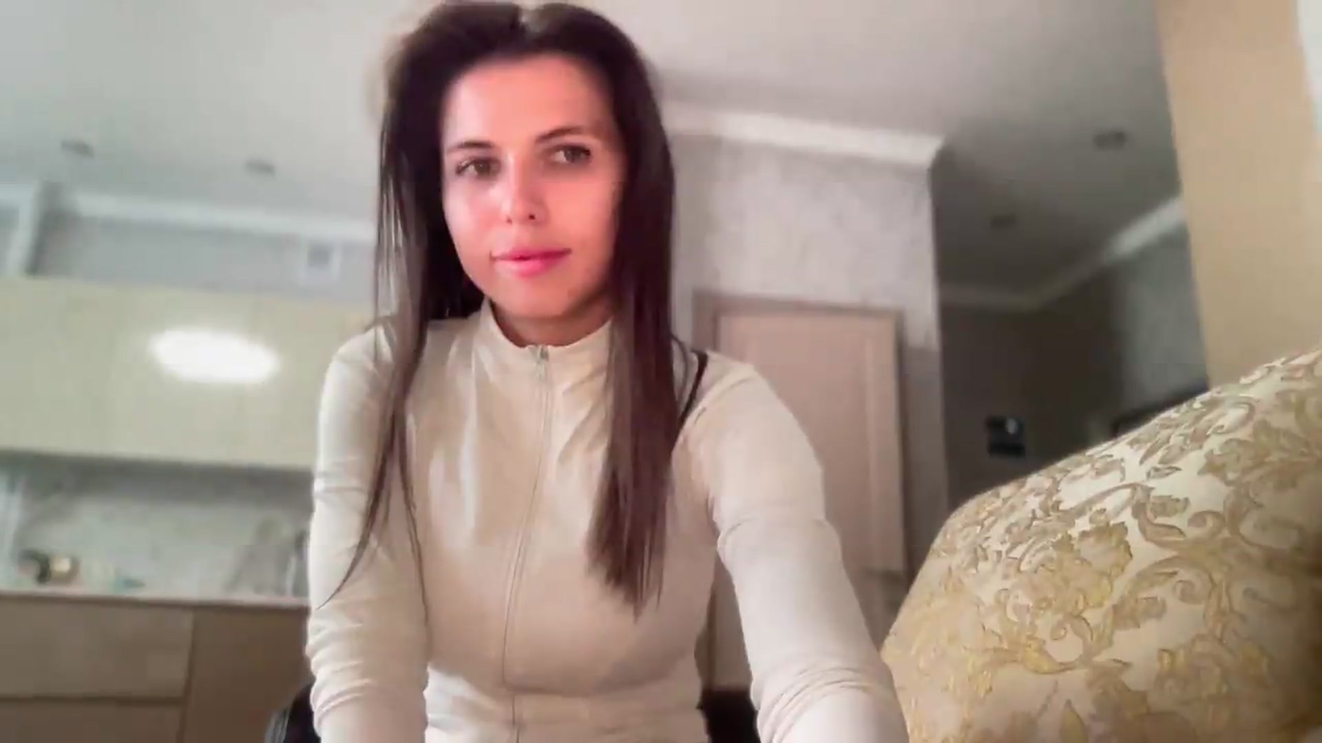 Gallery image thumbnail from YourrrAngell's myfreecams stream on, 06/28/2026, 12:21 image 3 of 20
