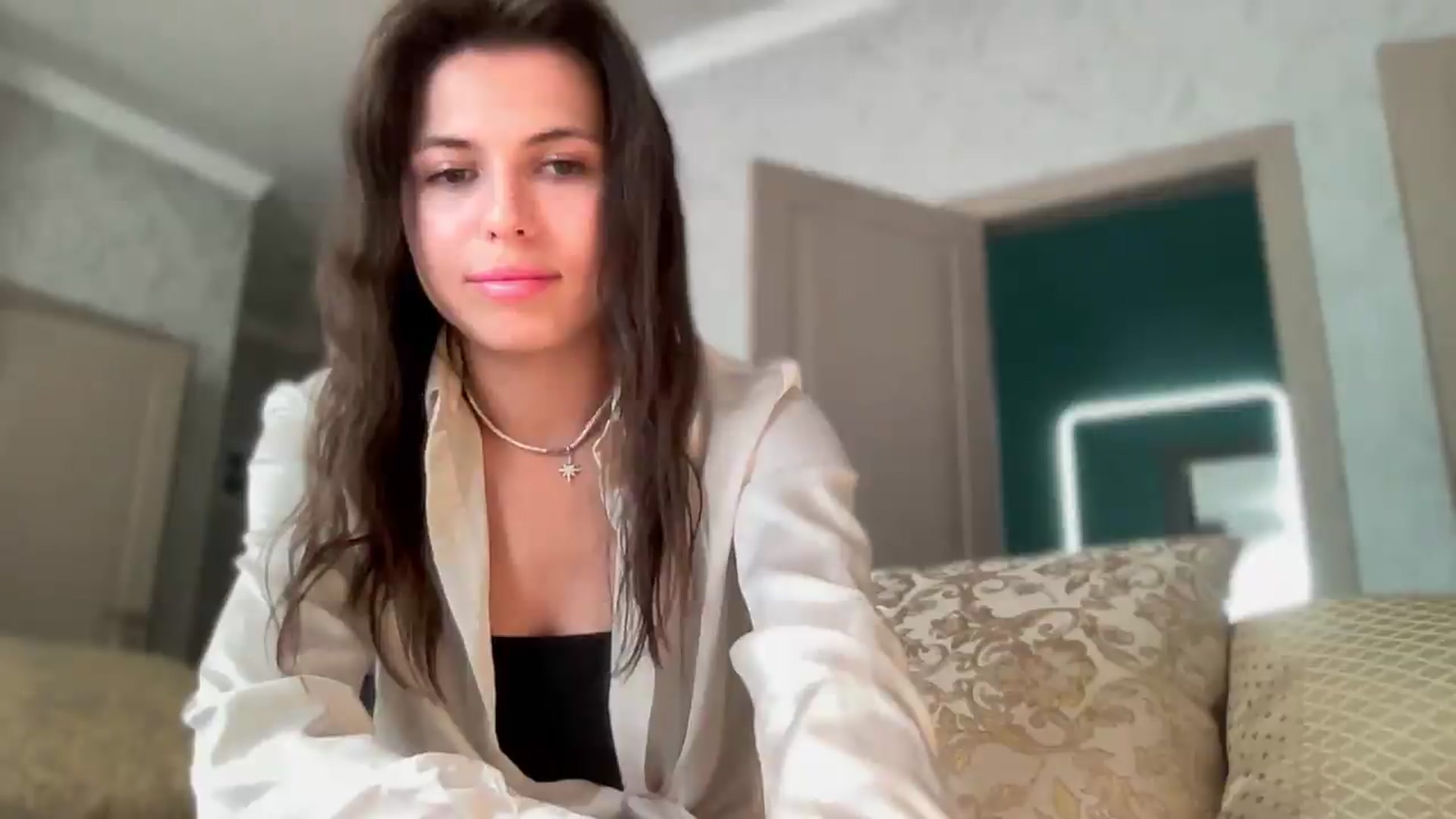 Gallery image thumbnail from YourrrAngell's myfreecams stream on, 06/29/2026, 12:44 image 18 of 20