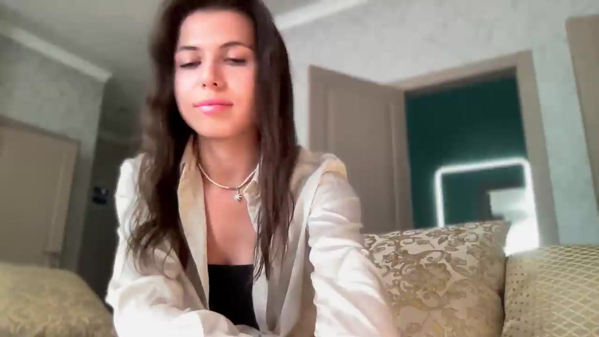 Gallery image thumbnail from YourrrAngell's myfreecams stream on, 06/29/2026, 12:44 image 16 of 20