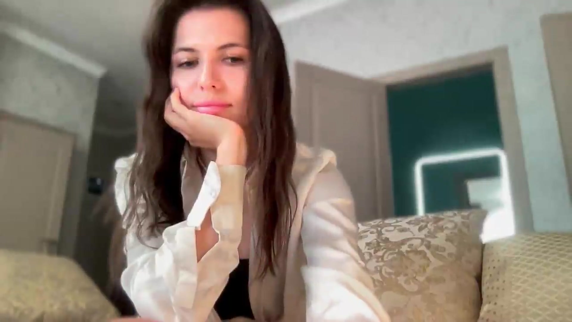 Gallery image thumbnail from YourrrAngell's myfreecams stream on, 06/29/2026, 12:44 image 19 of 20