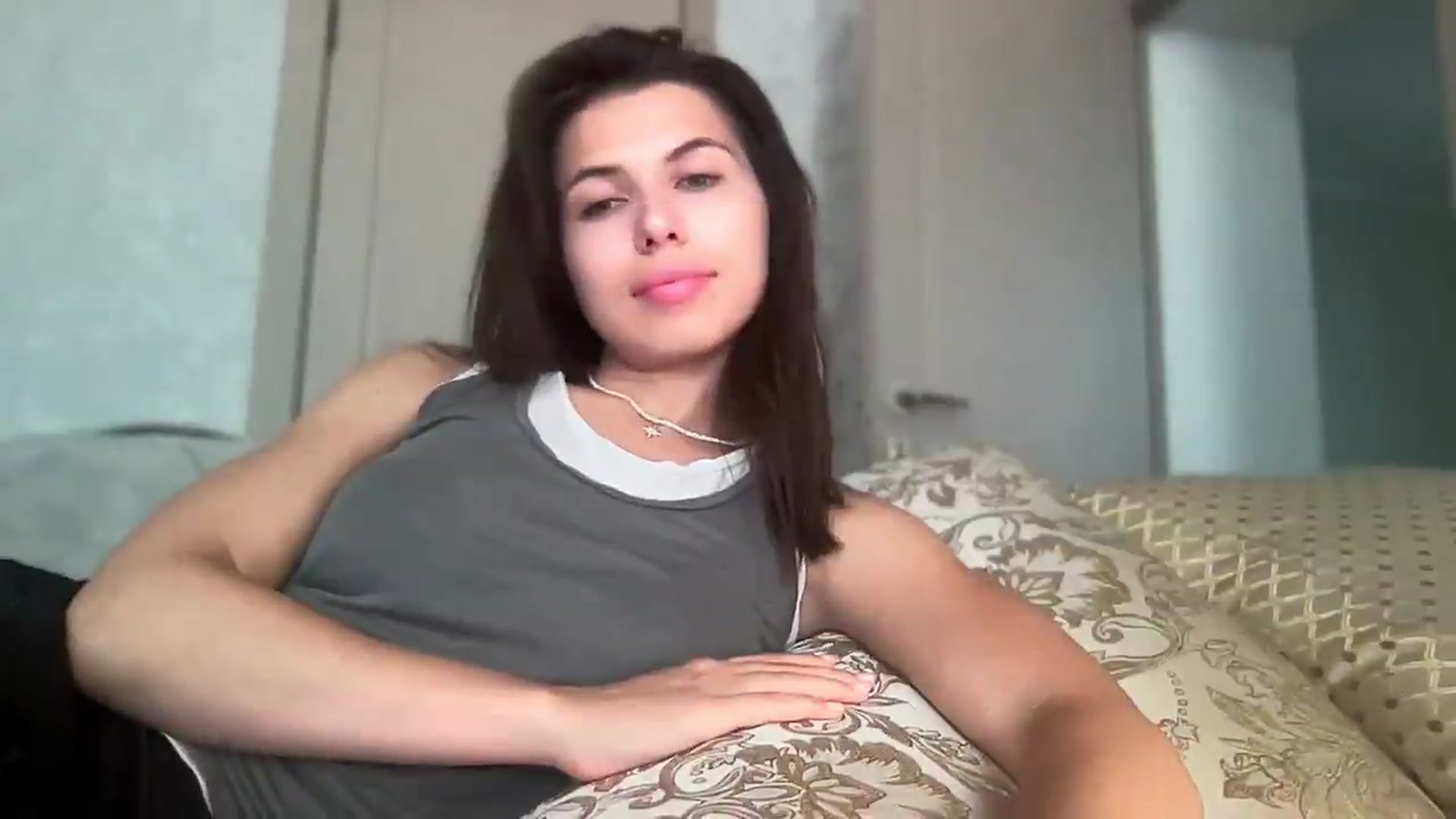 Gallery image thumbnail from YourrrAngell's myfreecams stream on, 07/04/2026, 12:52 image 15 of 20
