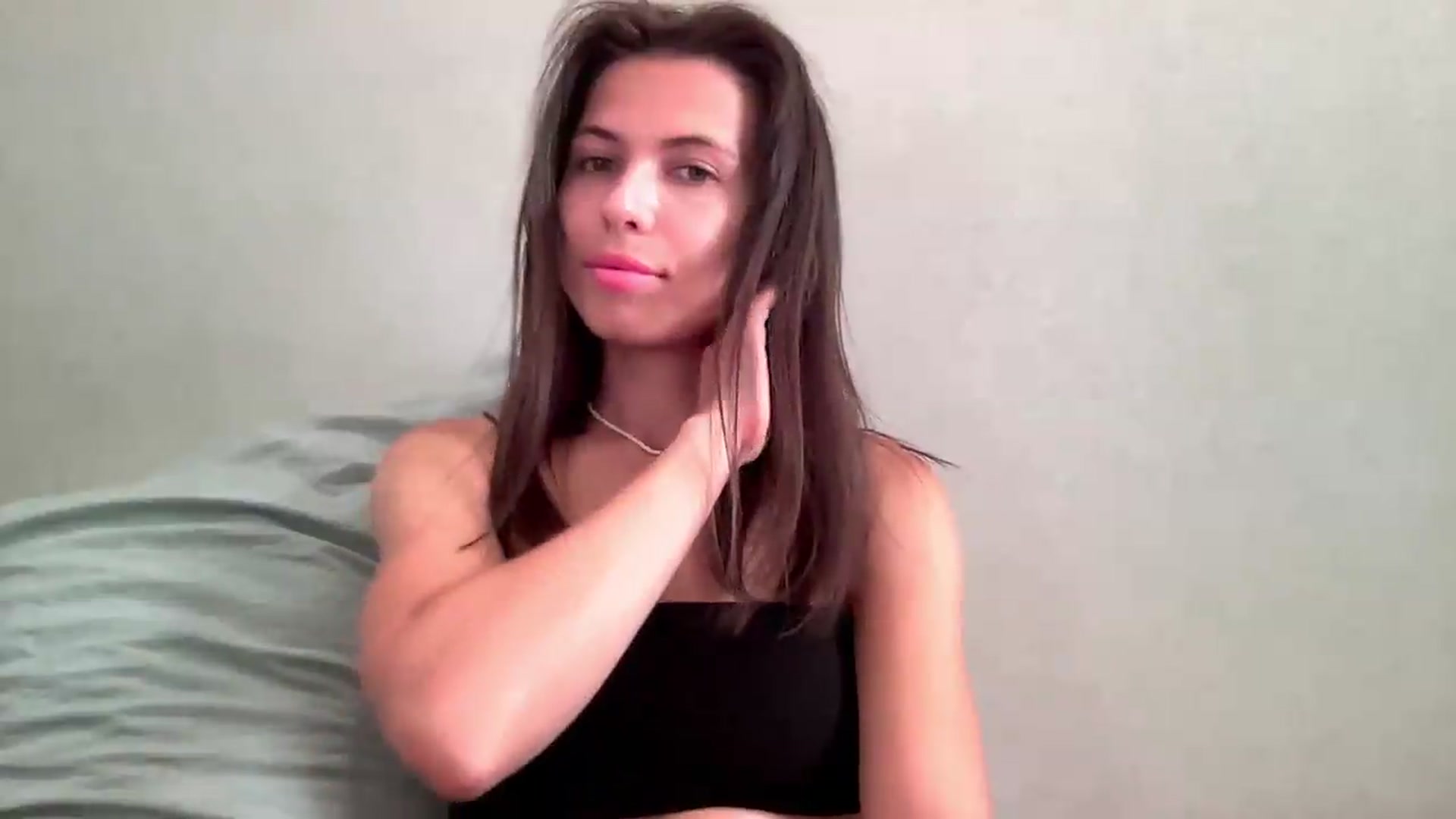 Gallery image thumbnail from YourrrAngell's myfreecams stream on, 07/08/2026, 15:45 image 15 of 20