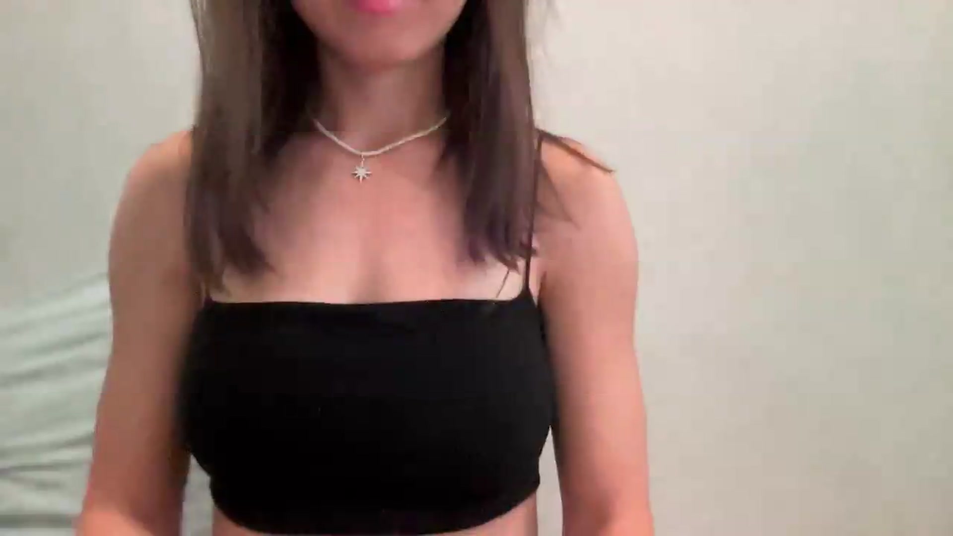 Gallery image thumbnail from YourrrAngell's myfreecams stream on, 07/08/2026, 16:59 image 17 of 20