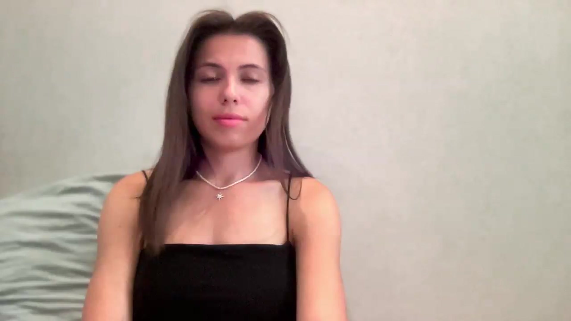 Gallery image thumbnail from YourrrAngell's myfreecams stream on, 07/08/2026, 16:59 image 10 of 20