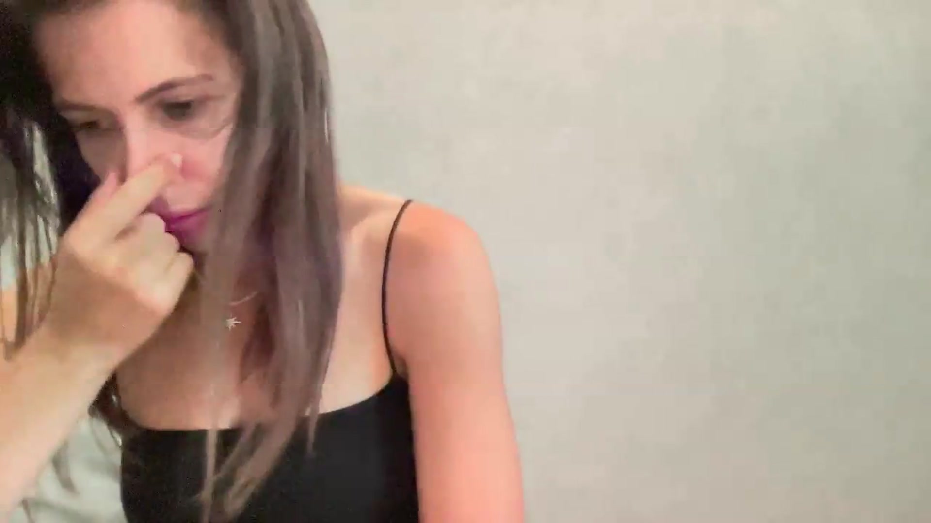 Gallery image thumbnail from YourrrAngell's myfreecams stream on, 07/08/2026, 16:59 image 5 of 20