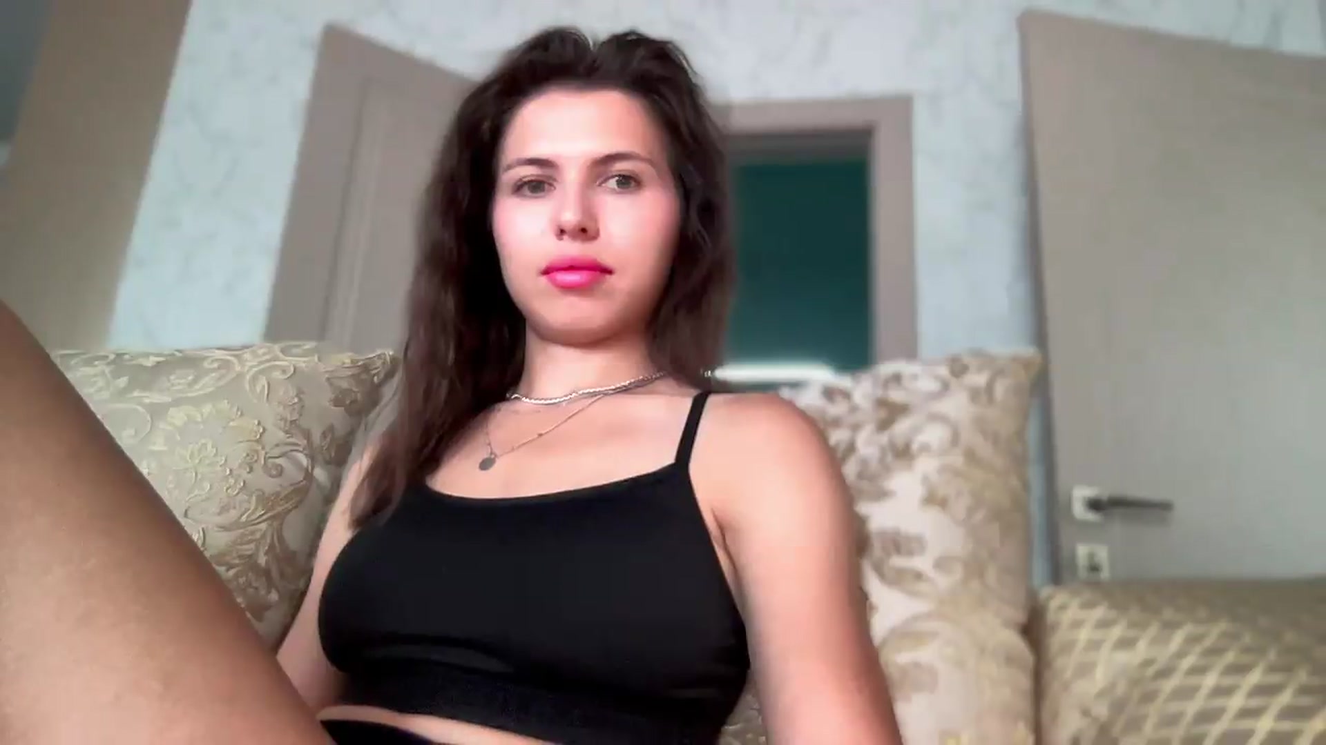 Gallery image thumbnail from YourrrAngell's myfreecams stream on, 07/11/2026, 10:02 image 11 of 20