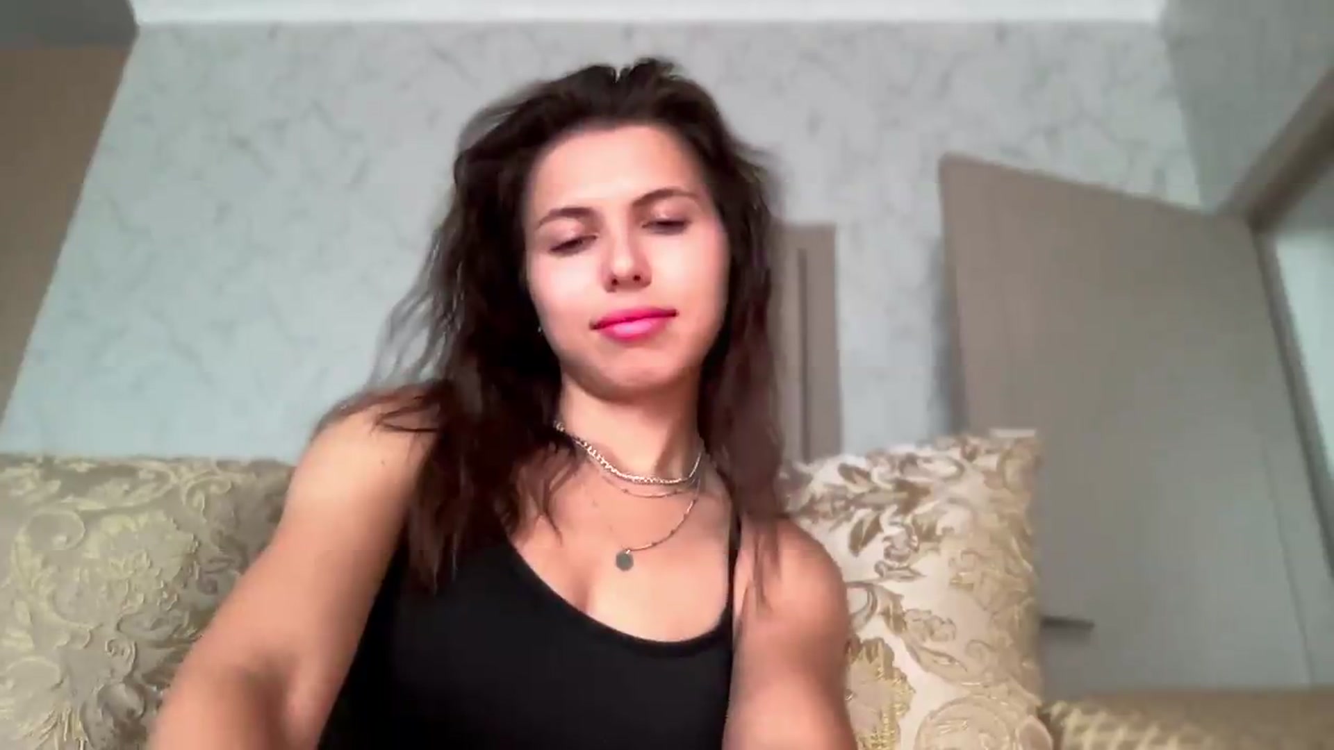 Gallery image thumbnail from YourrrAngell's myfreecams stream on, 07/11/2026, 11:38 image 8 of 20