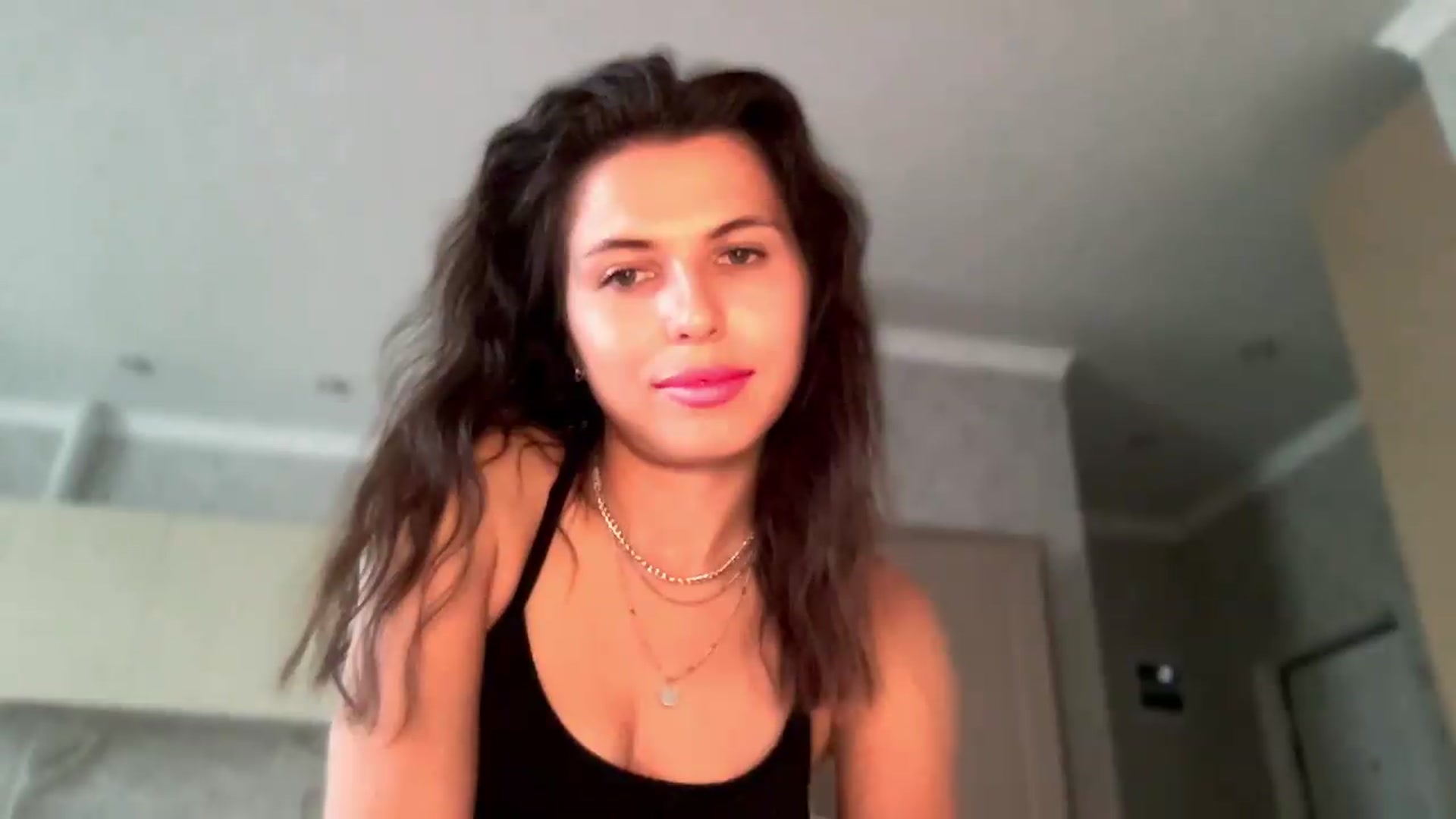 Gallery image thumbnail from YourrrAngell's myfreecams stream on, 07/11/2026, 14:07 image 19 of 20