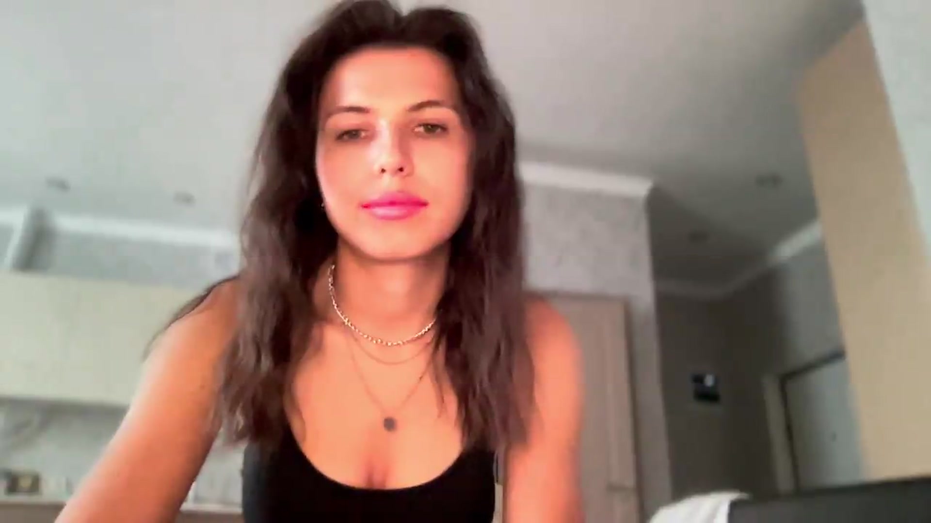 Gallery image thumbnail from YourrrAngell's myfreecams stream on, 07/11/2026, 14:07 image 10 of 20