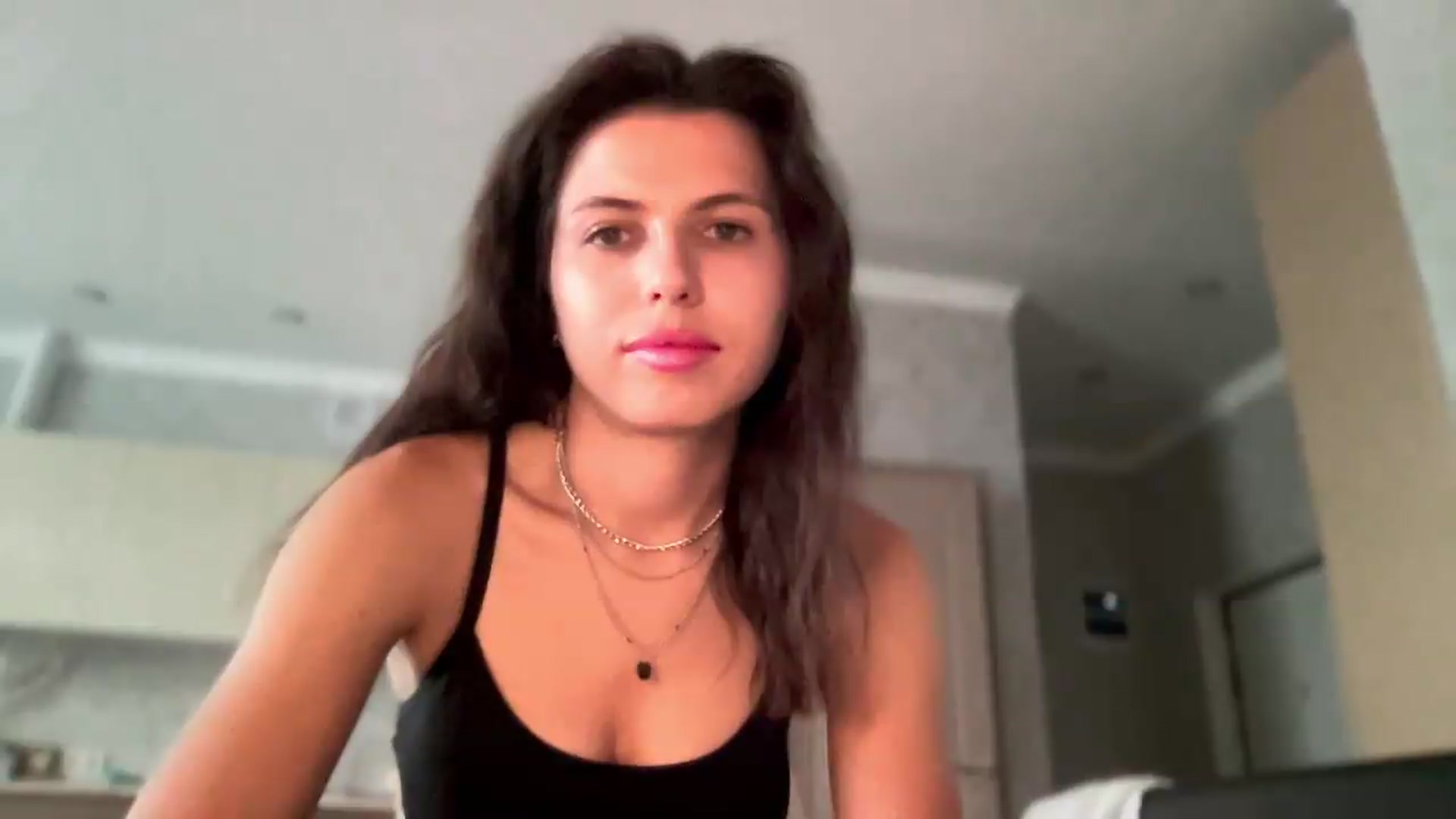 Gallery image thumbnail from YourrrAngell's myfreecams stream on, 07/11/2026, 14:07 image 5 of 20