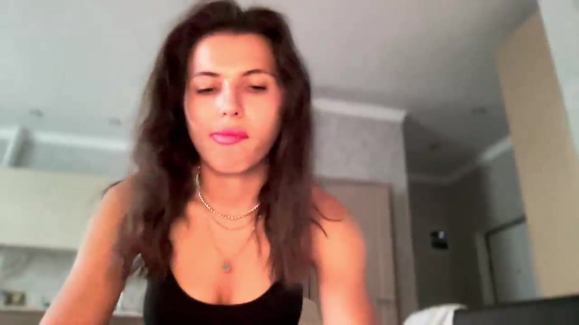 Gallery image thumbnail from YourrrAngell's myfreecams stream on, 07/11/2026, 14:07 image 12 of 20
