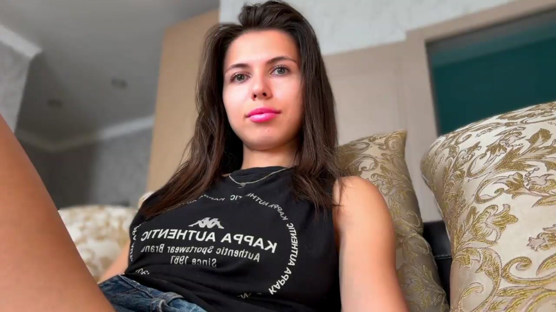 Gallery image thumbnail from YourrrAngell's myfreecams stream on, 07/16/2026, 12:47 image 12 of 20