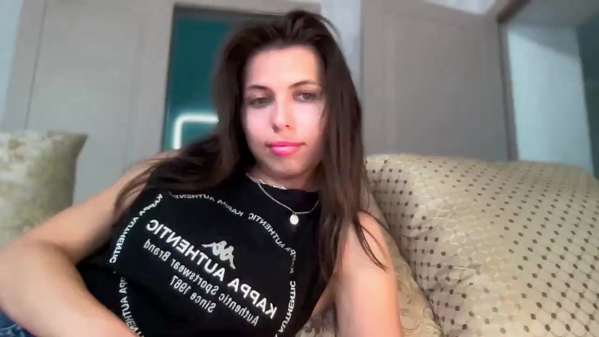 Gallery image thumbnail from YourrrAngell's myfreecams stream on, 07/16/2026, 14:28 image 11 of 20