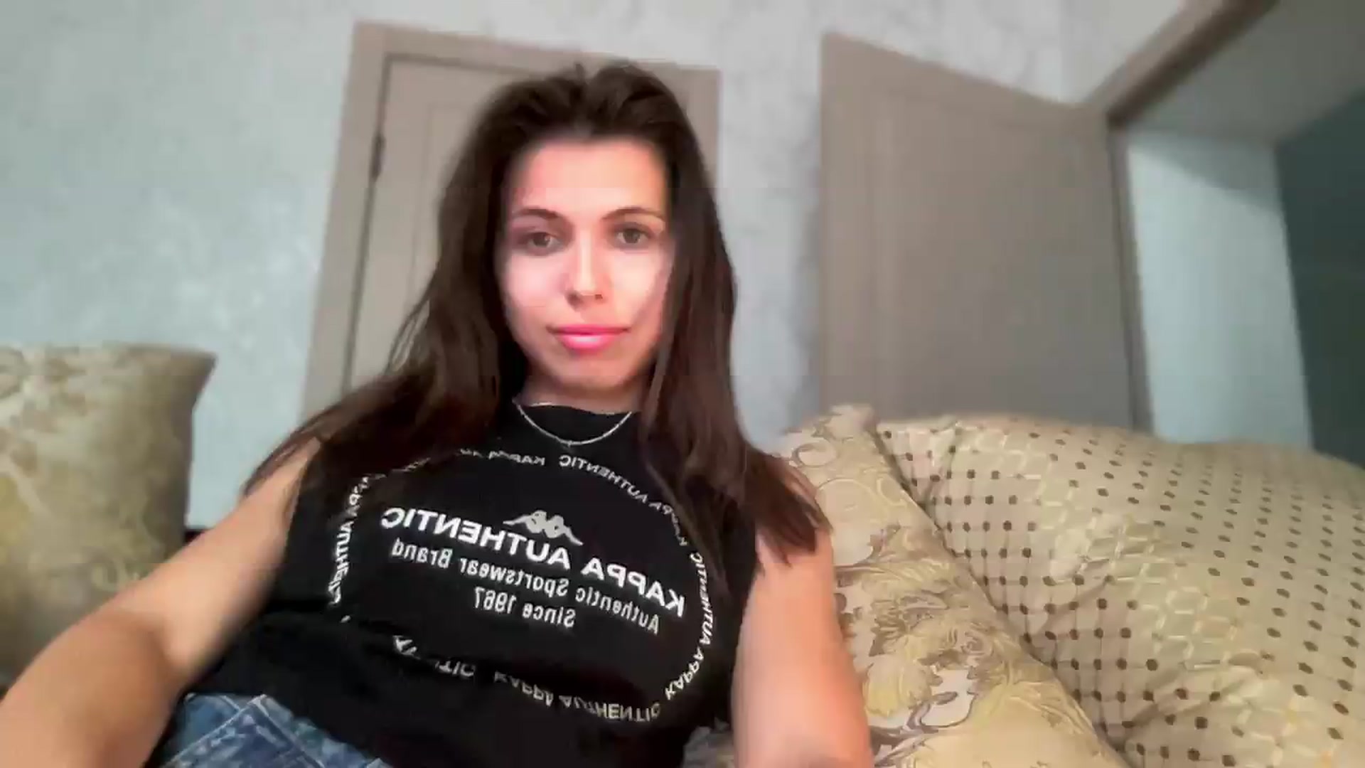 Gallery image thumbnail from YourrrAngell's myfreecams stream on, 07/16/2026, 14:28 image 17 of 20